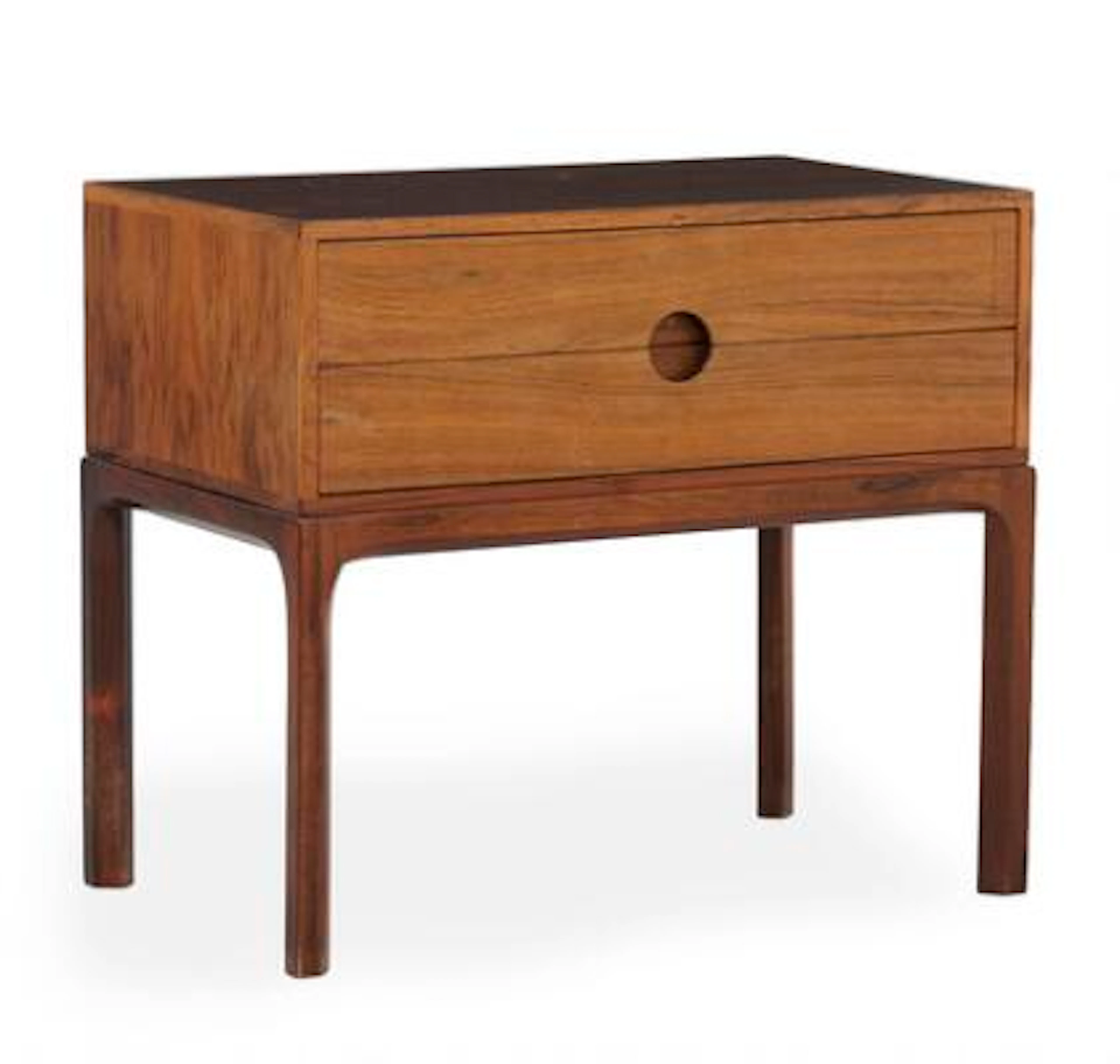 Kai Kristiansen: A rosewood chest of drawers. Front with two drawers