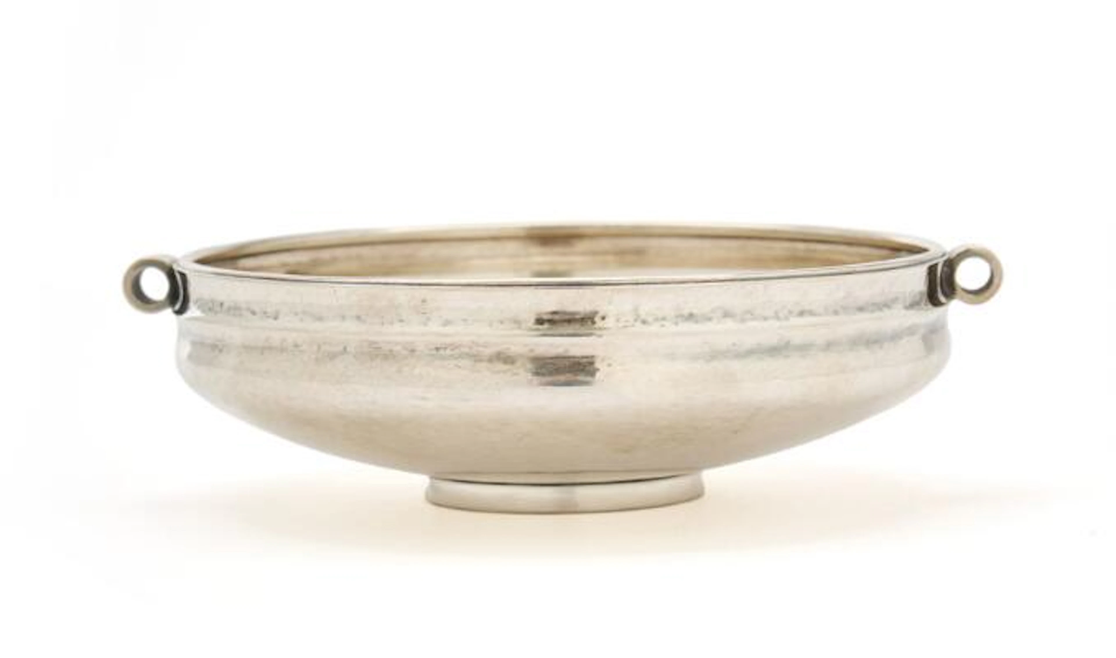 Karl Gustav Hansen: Small sterling silver bowl with hammered surface