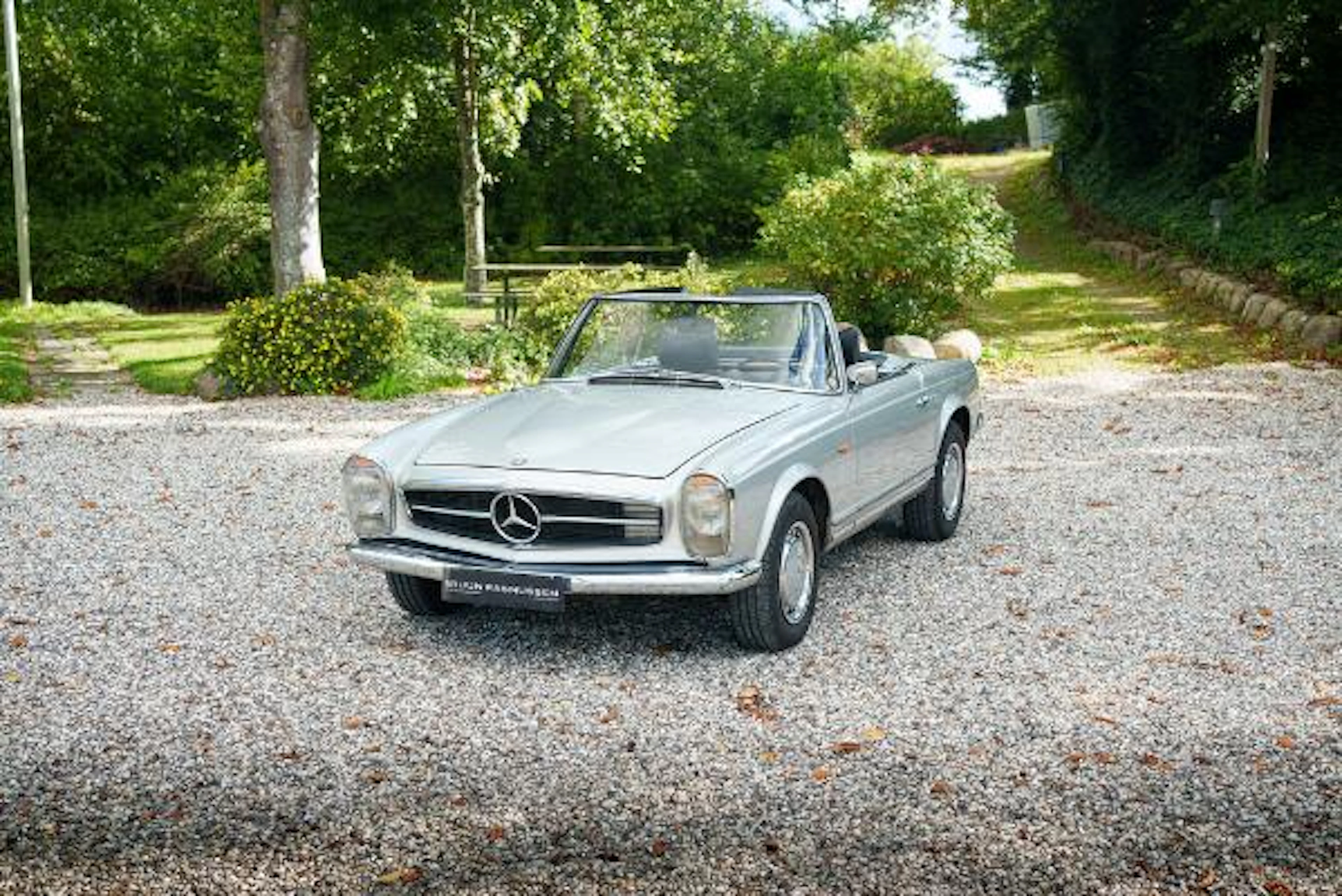 1965 Mercedez-Bezs 230 SL Pagoda – Bruun Rasmussen Auctioneers