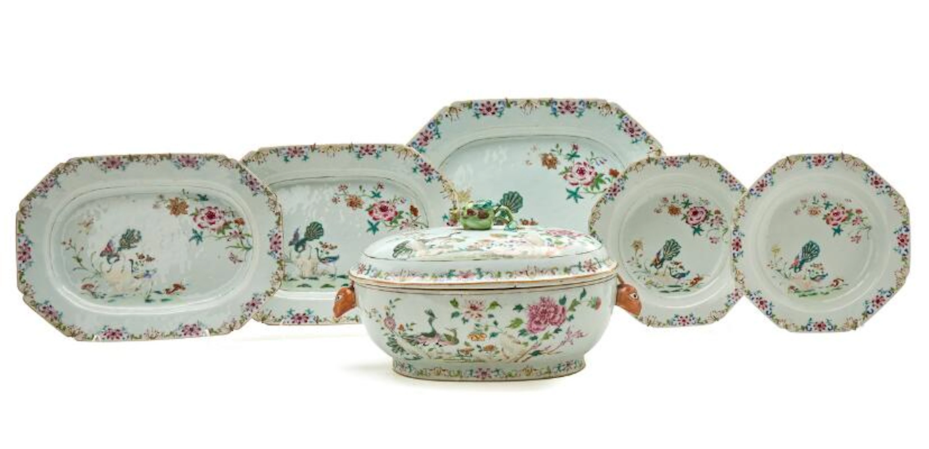 Six pieces of famille rose porcelain. China, Qianlong 1736-95. L.