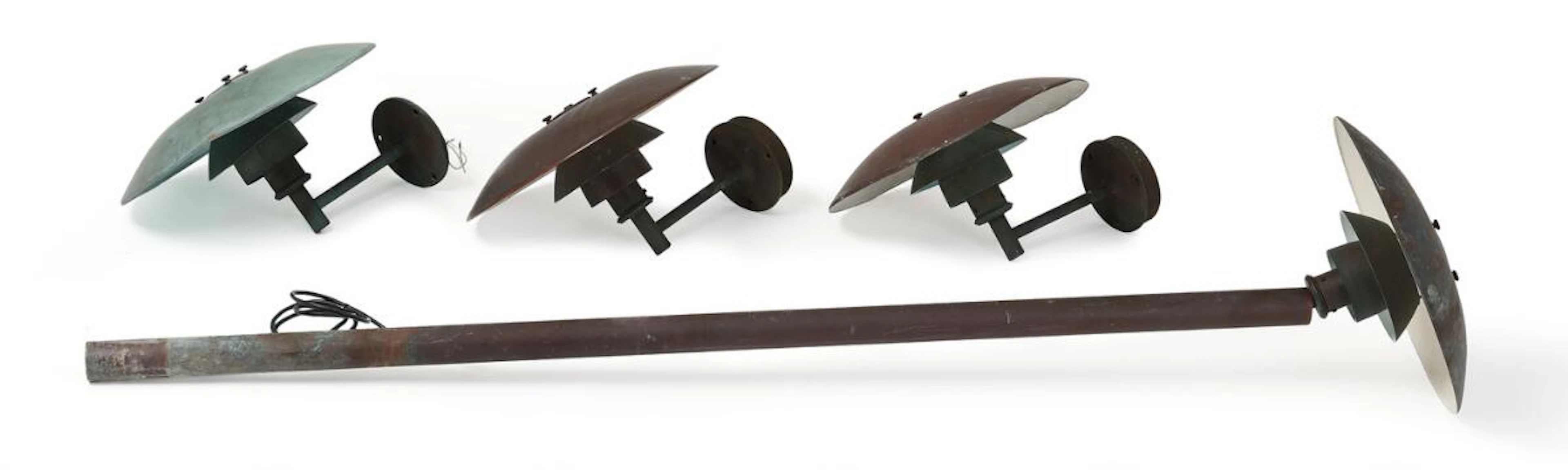 Poul Henningsen: Outdoor lamps. Manufactured by Louis Poulsen. (4)