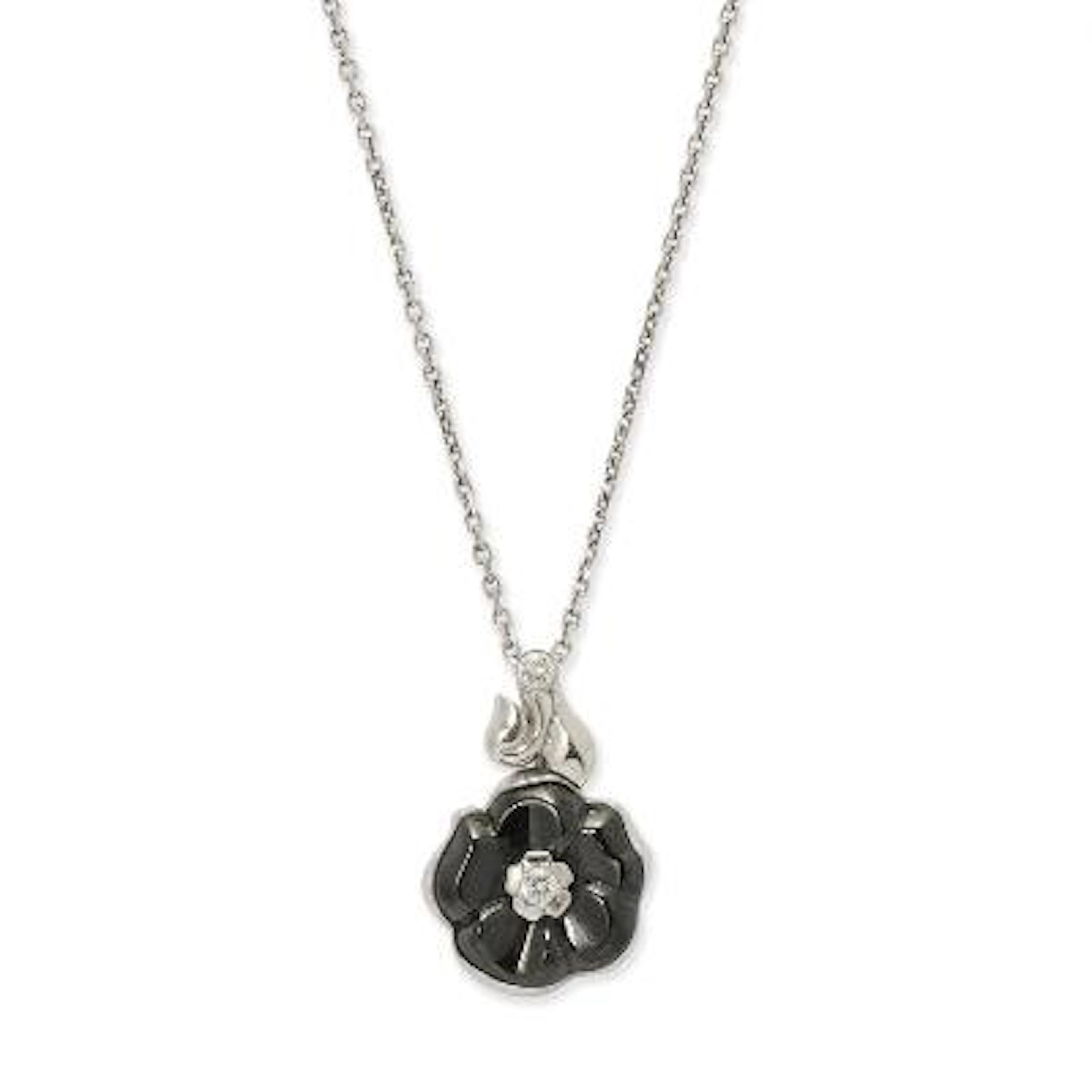 Chanel: A camelia galbé diamond and ceramic necklace set with diamonds