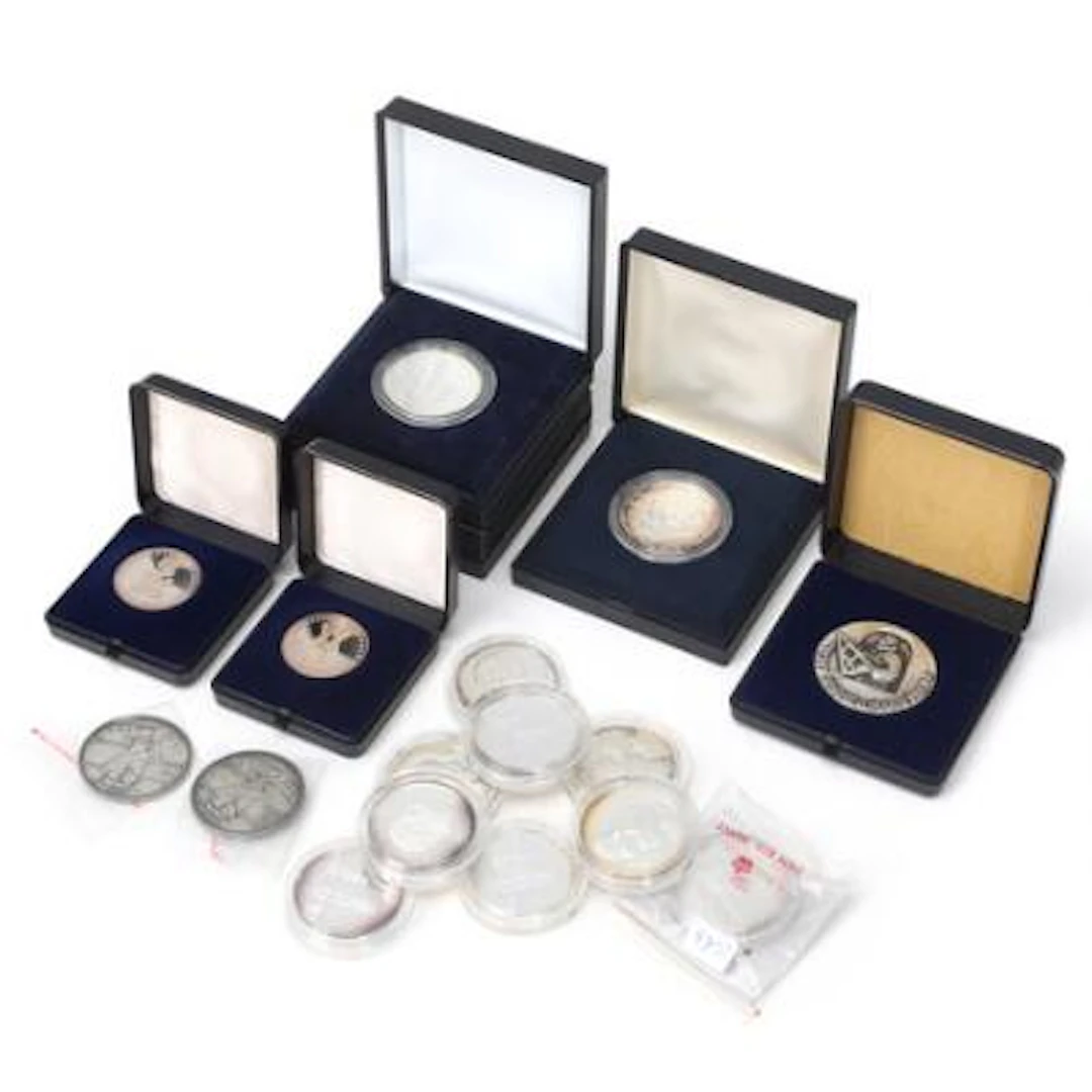Collection of silver medals, 17 pieces in total – Bruun Rasmussen Auctioneers