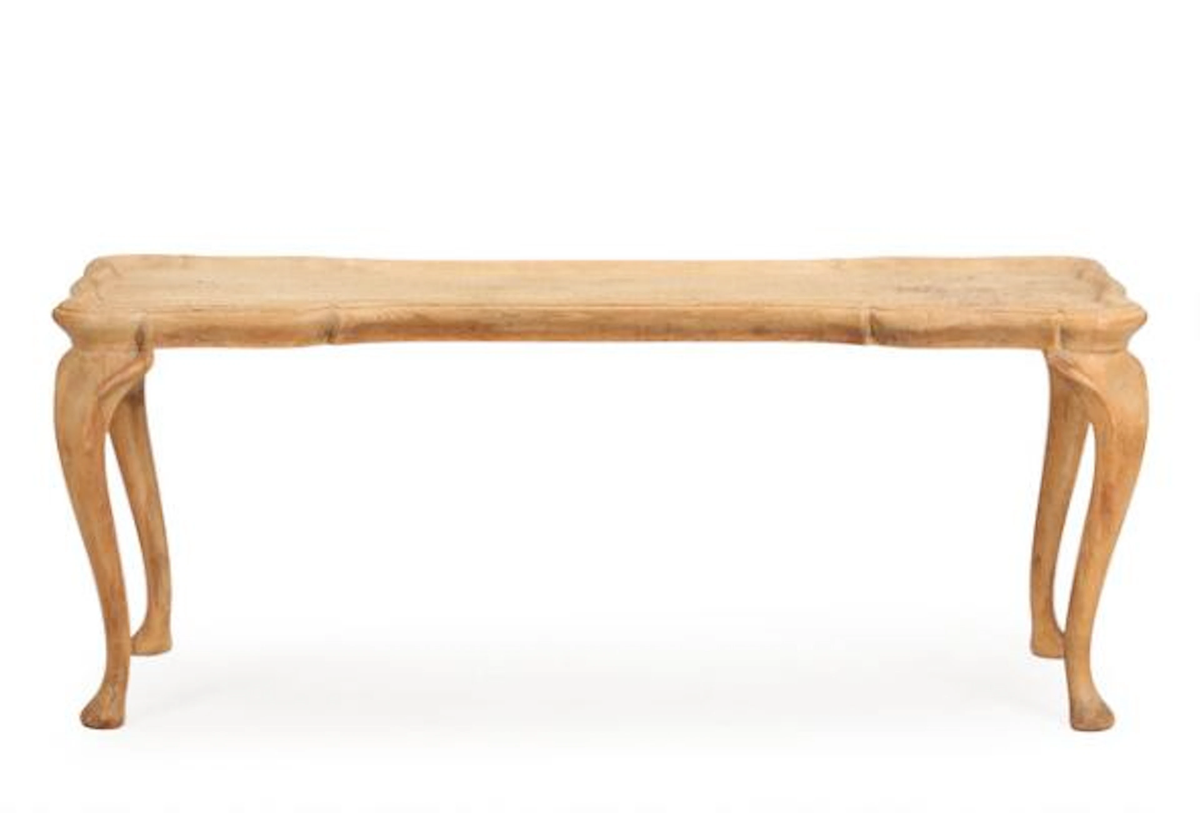 Frits Henningsen, ascribed to: Coffee table of carved oak with cabriole