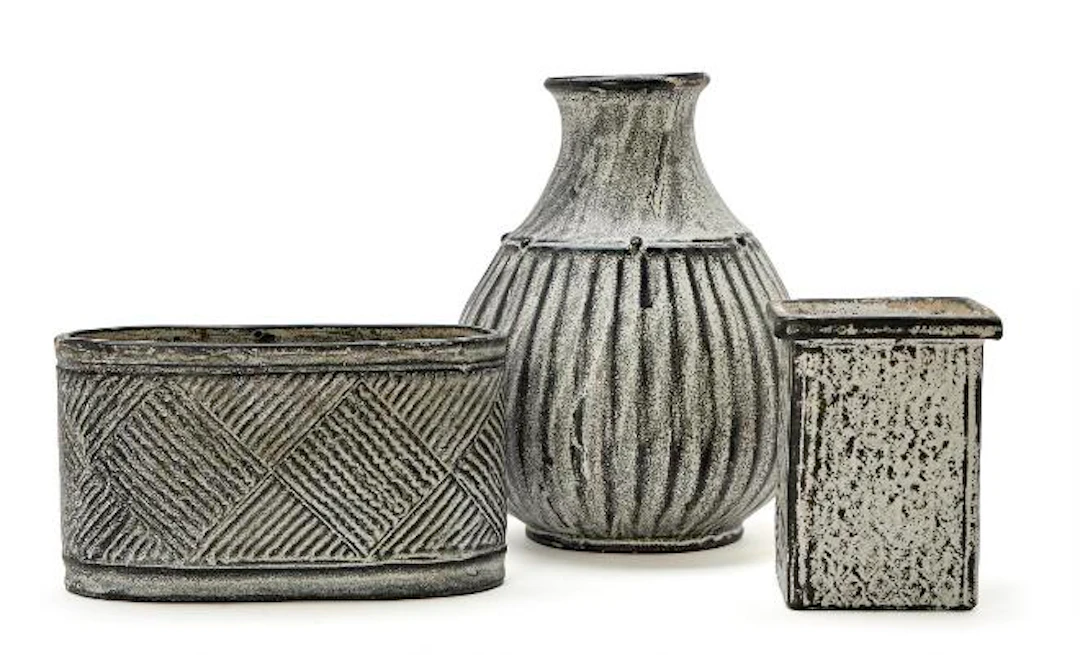 Nils Kähler: Three earthenware vases decorated with black/white ash