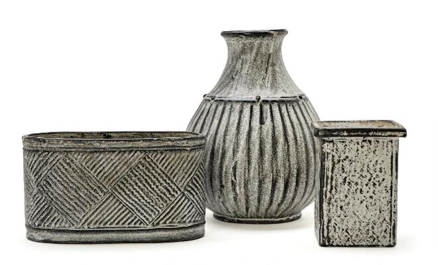 Nils Kähler: Three earthenware vases decorated with black/white ash
