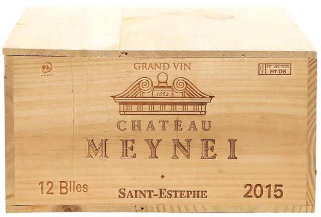 12 bts. Château Meyney, Saint-Estephe 2015 A (hf/in). Owc. – Bruun