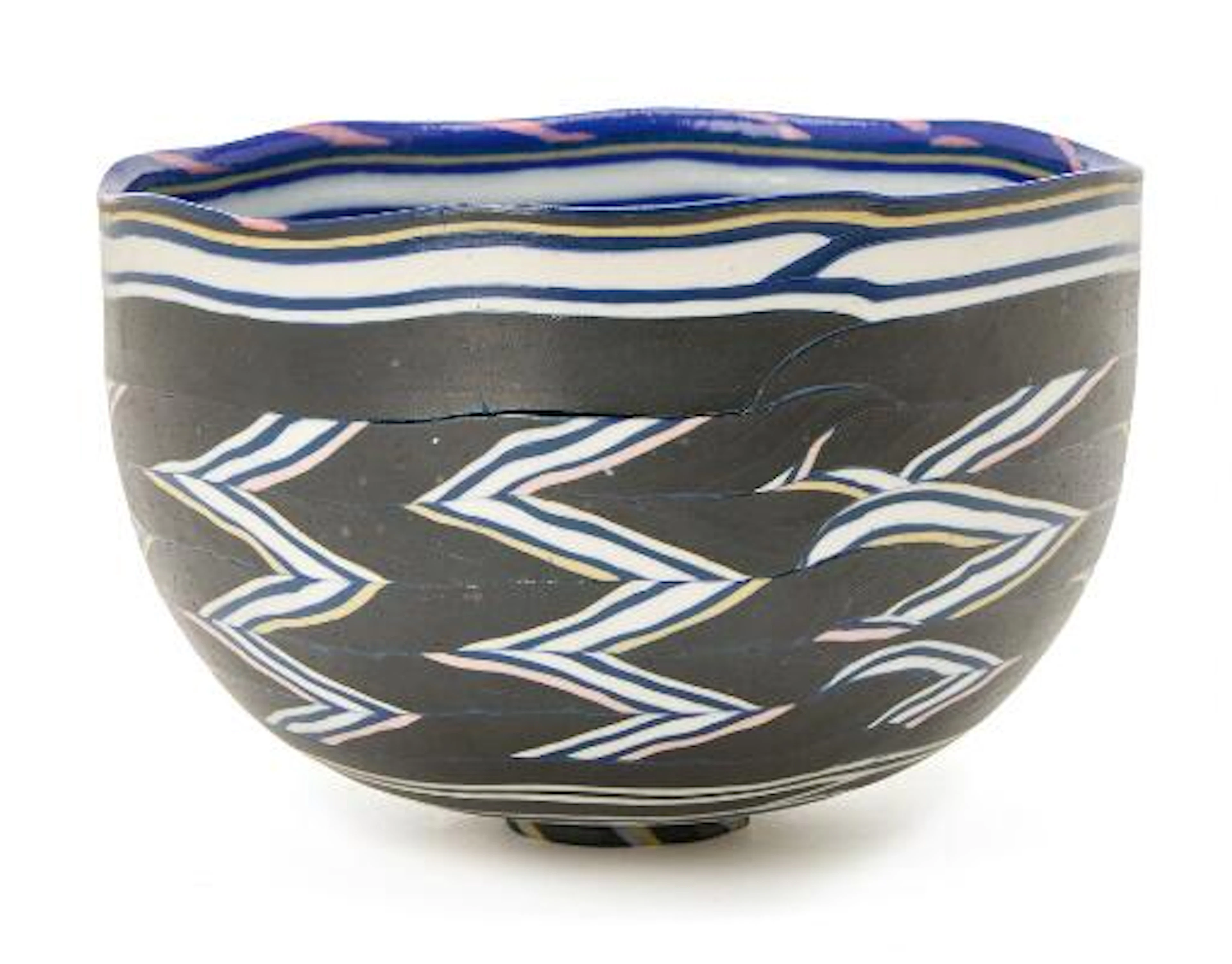 Hans Munck Andersen: A circular bowl of bluish black, white, rose