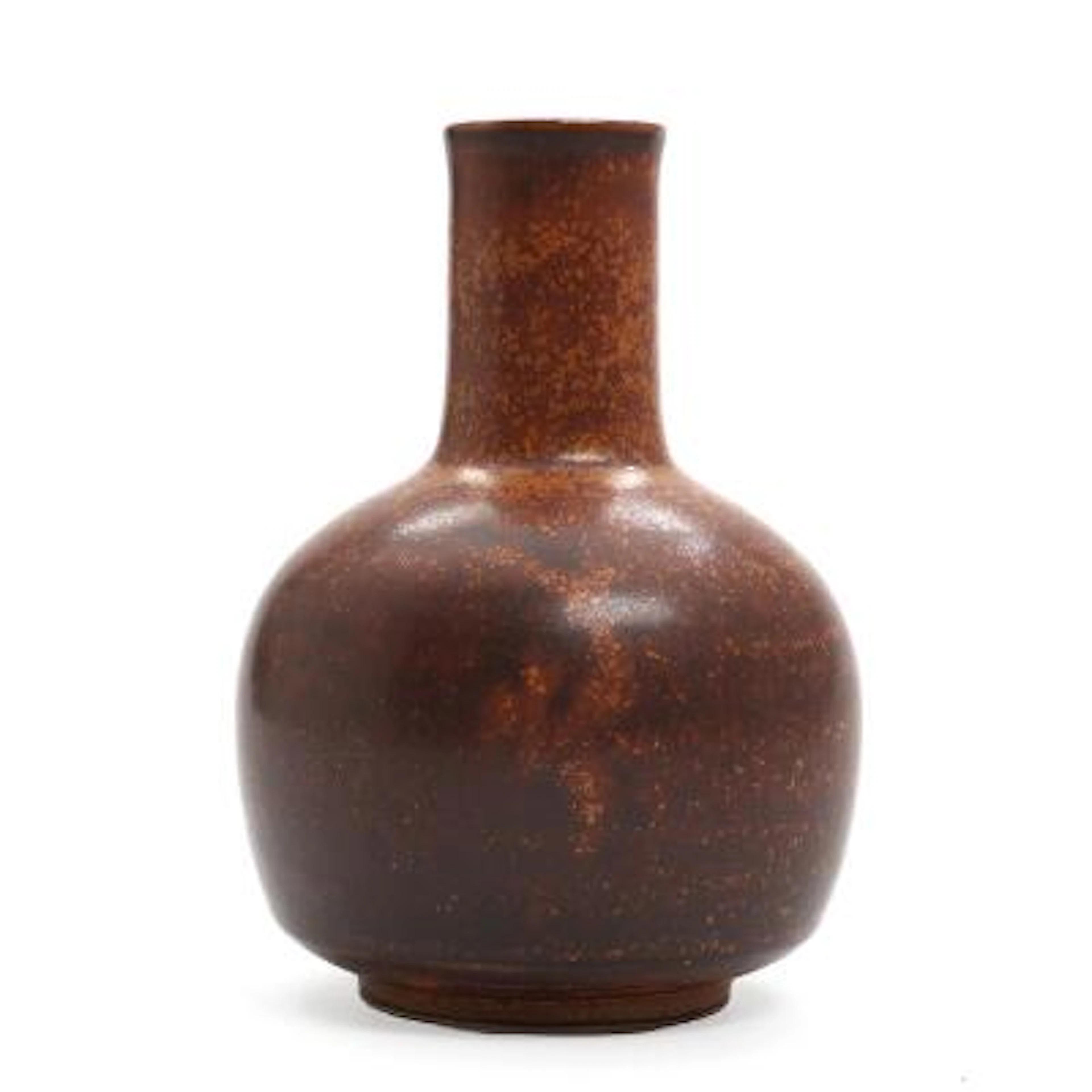 Eva Stæhr-Nielsen: A stoneware vase with narrow neck, decorated with