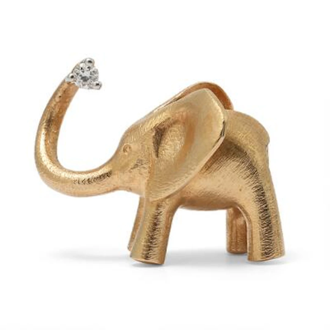Ole Lynggaard: A diamond clasp set with a brilliant-cut diamond, mounted