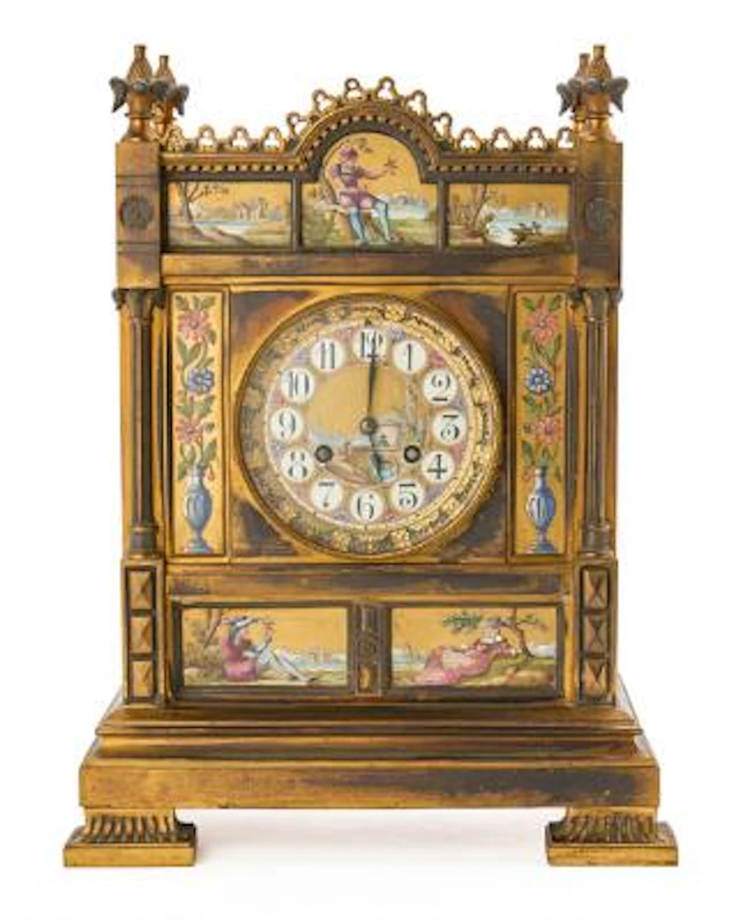 A Historicism mantel clock. Early 20th century. H. 42 cm. W. 32 cm.