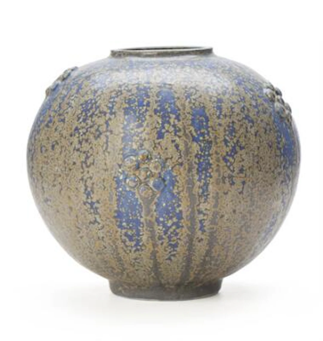 Arne Bang: A round stoneware vase, decorated with blue glaze with