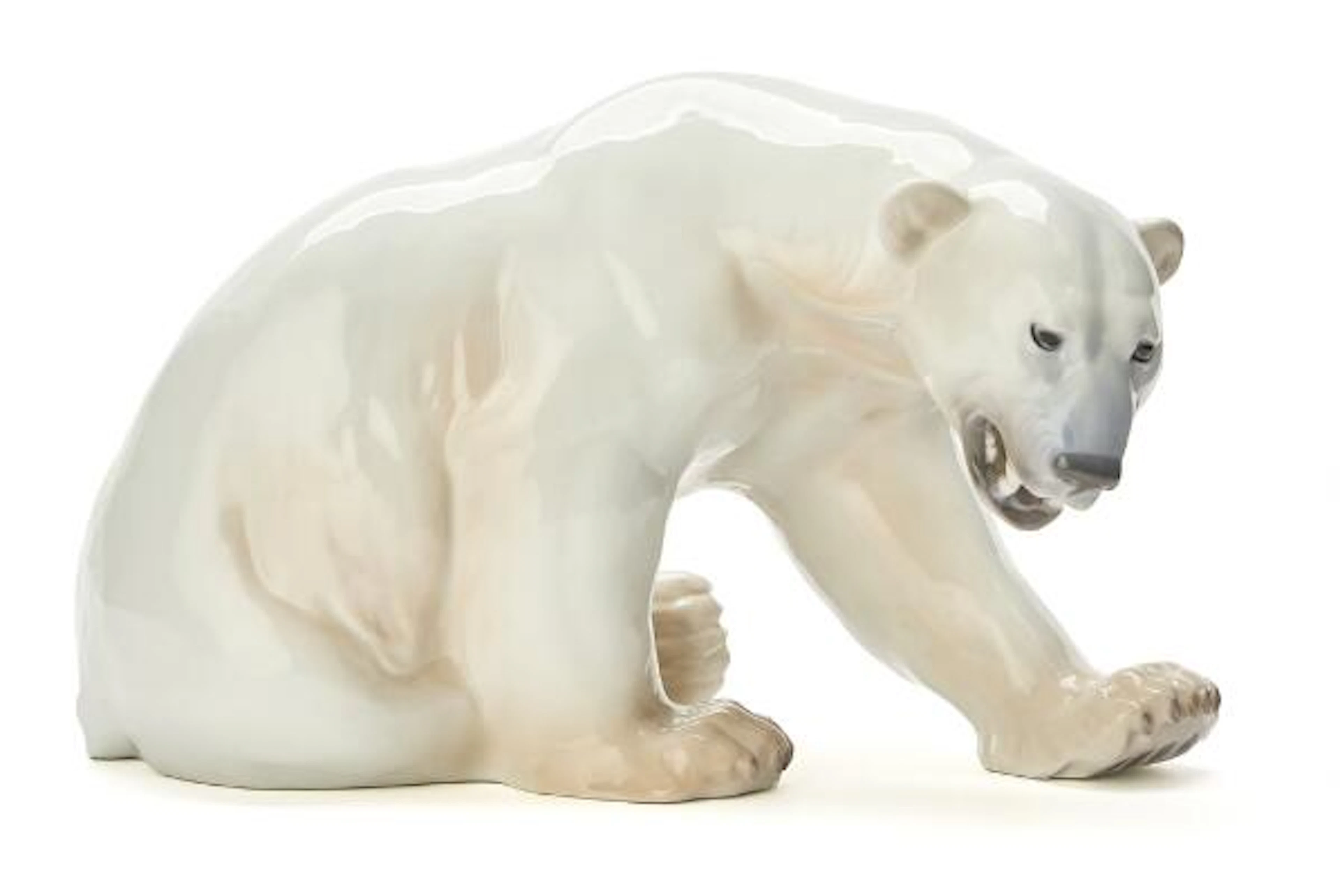 Knud Kyhn: Polar bear. Porcelain. 1857. Biing & Grøndahl. – Bruun