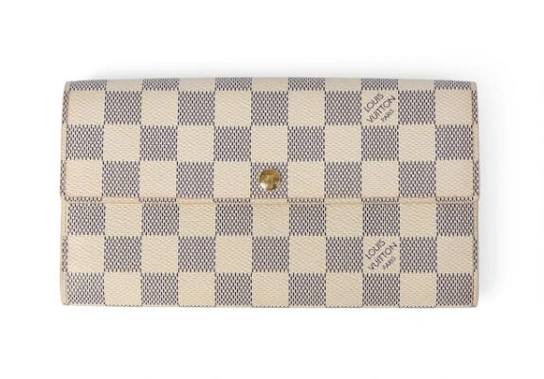 Louis Vuitton: A "Sarah Long Wallet" of Damier Azur coated canvas