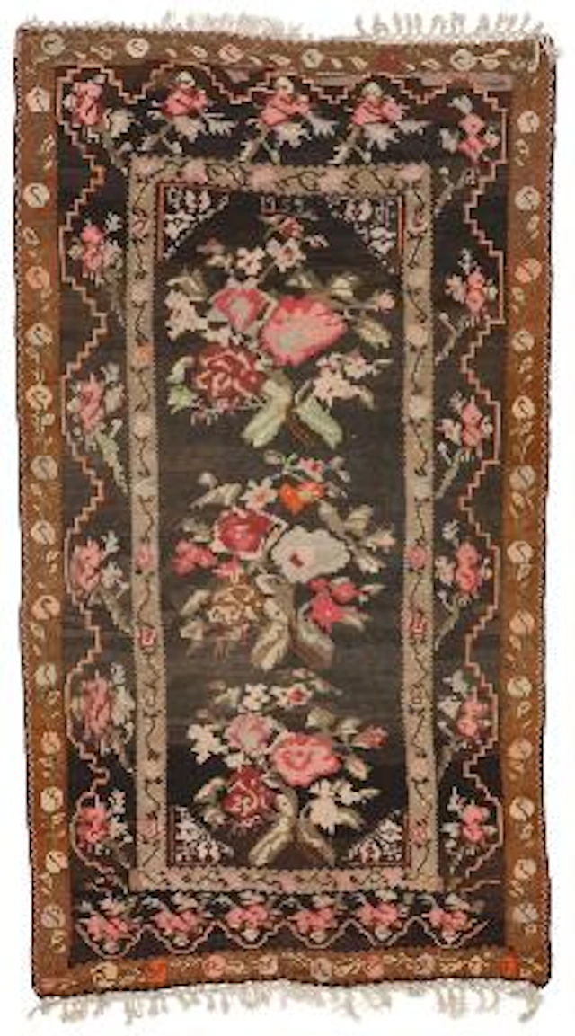 A dated Karabagh kilim, Caucasus. Rose design. Dated 1959. 328 x 187