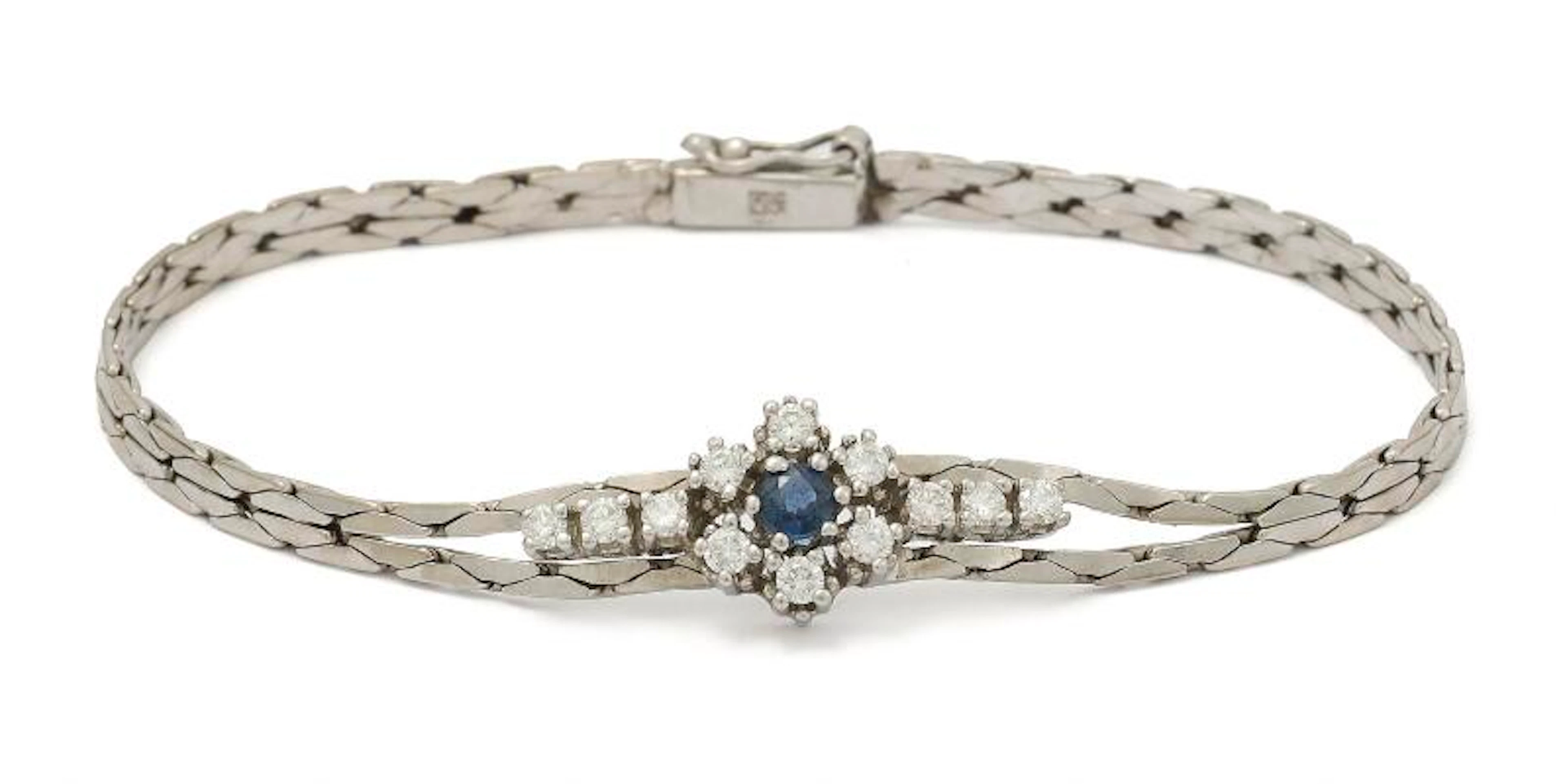 Willy Junget: A sapphire and diamond bracelet set with a sapphire