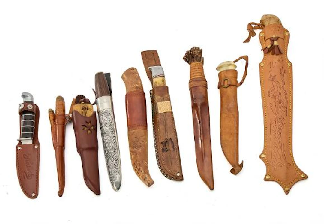 9 Nordic hunting knives. – Bruun Rasmussen Auctioneers