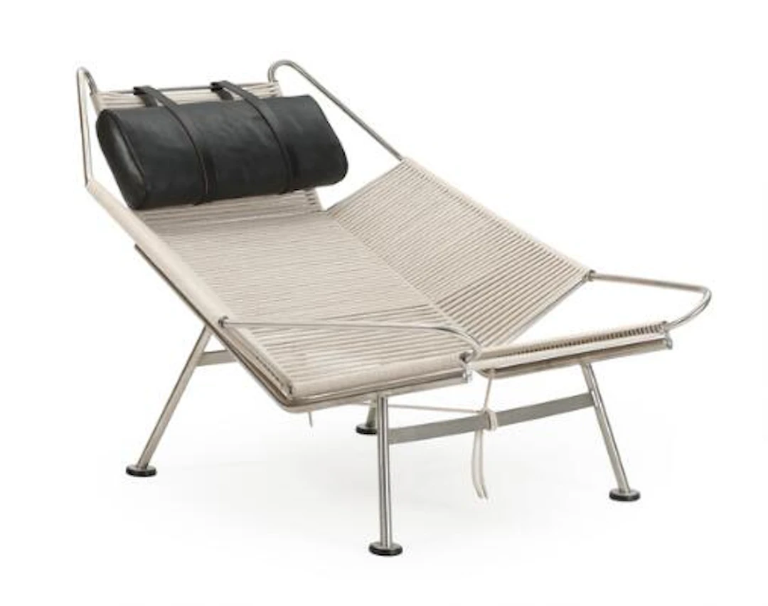 Hans J. Wegner: “The Flag Halyard Chair”. Easy chair of steel. Seat
