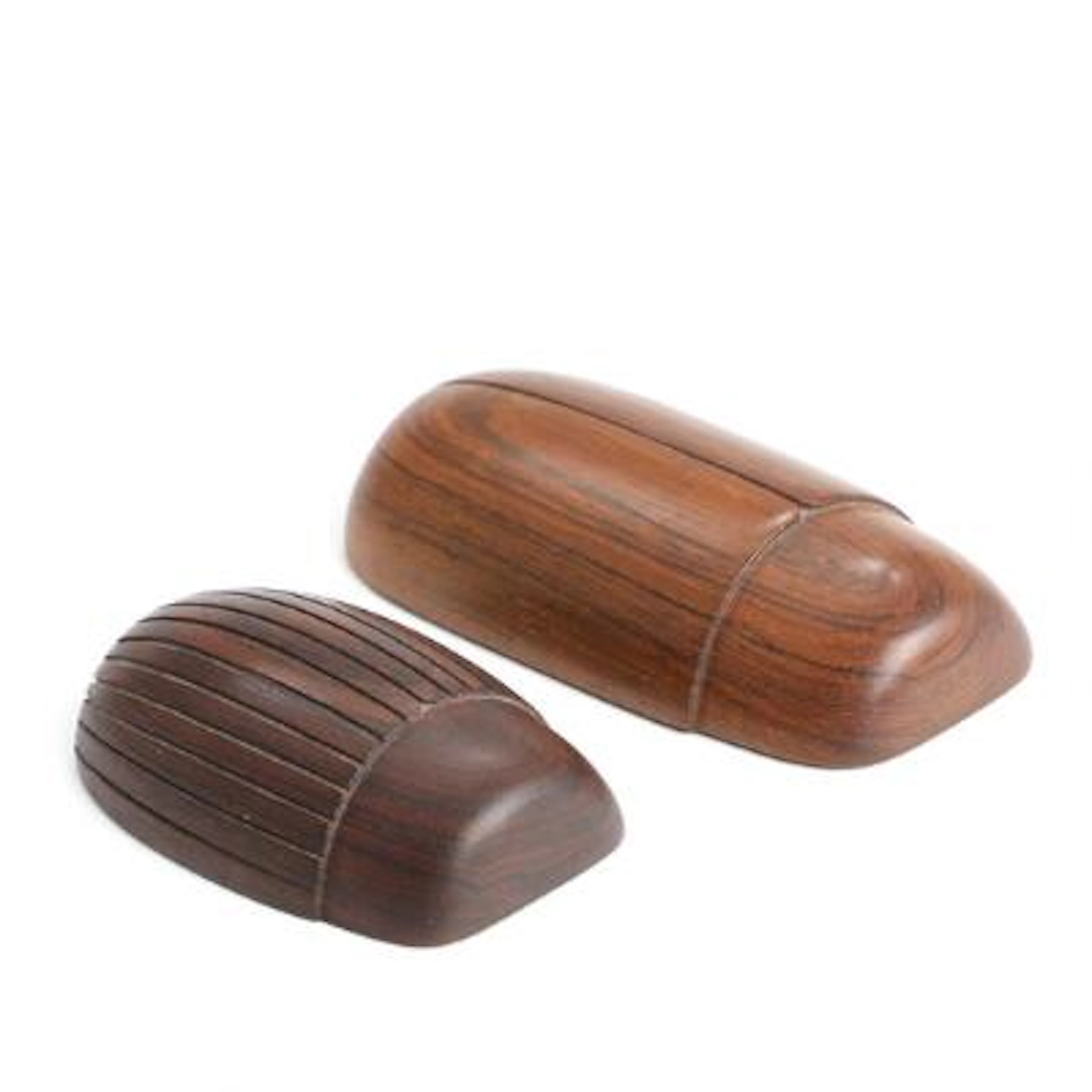 Jacob Hermann: Two scarabs. Both signed with monogram. Carved Brazilian