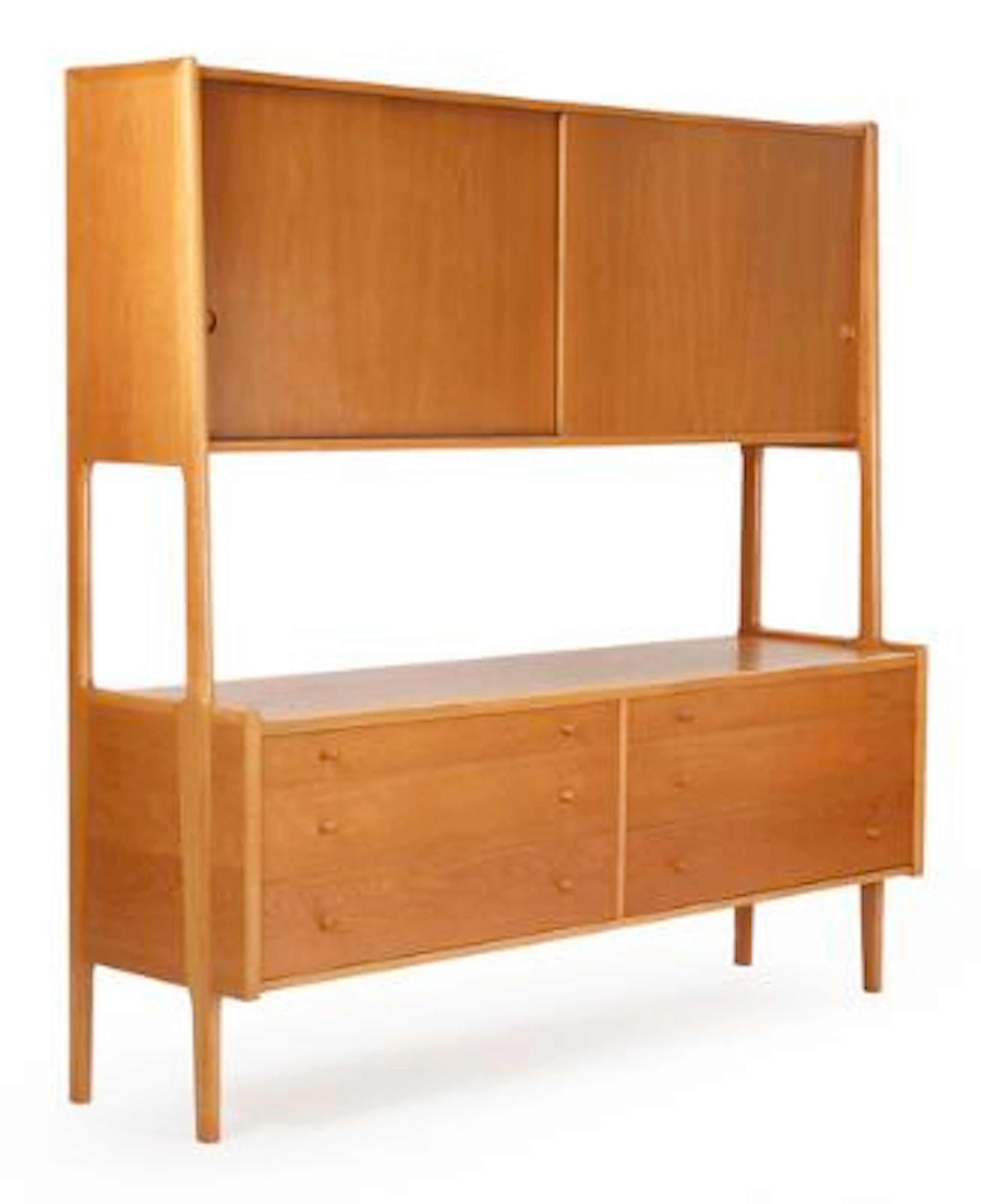 Hans J. Wegner: "Ry 20". An oak sideboard, bottom with six drawers
