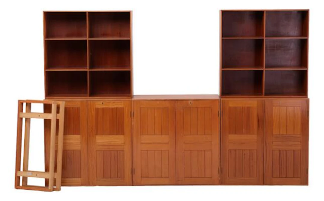 Mogens Koch: Wall-mounted shelving system in solid mahogany and oregon