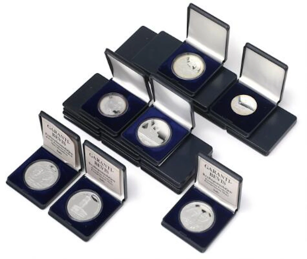 Collection of modern silver medals, approx. 393 g, in total 19 pcs