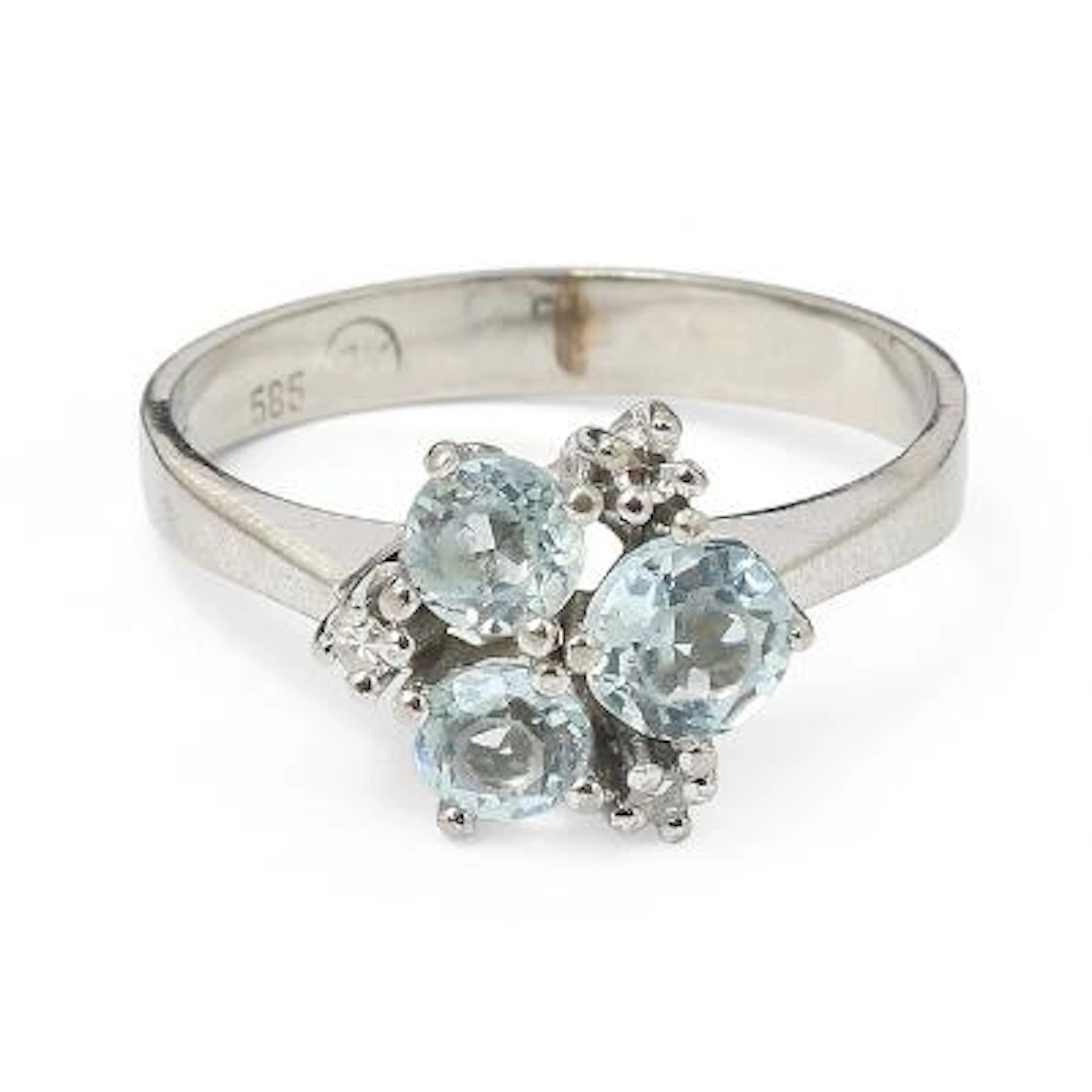 A topas and diamond ring set with topaz and diamonds, mounted in 14k