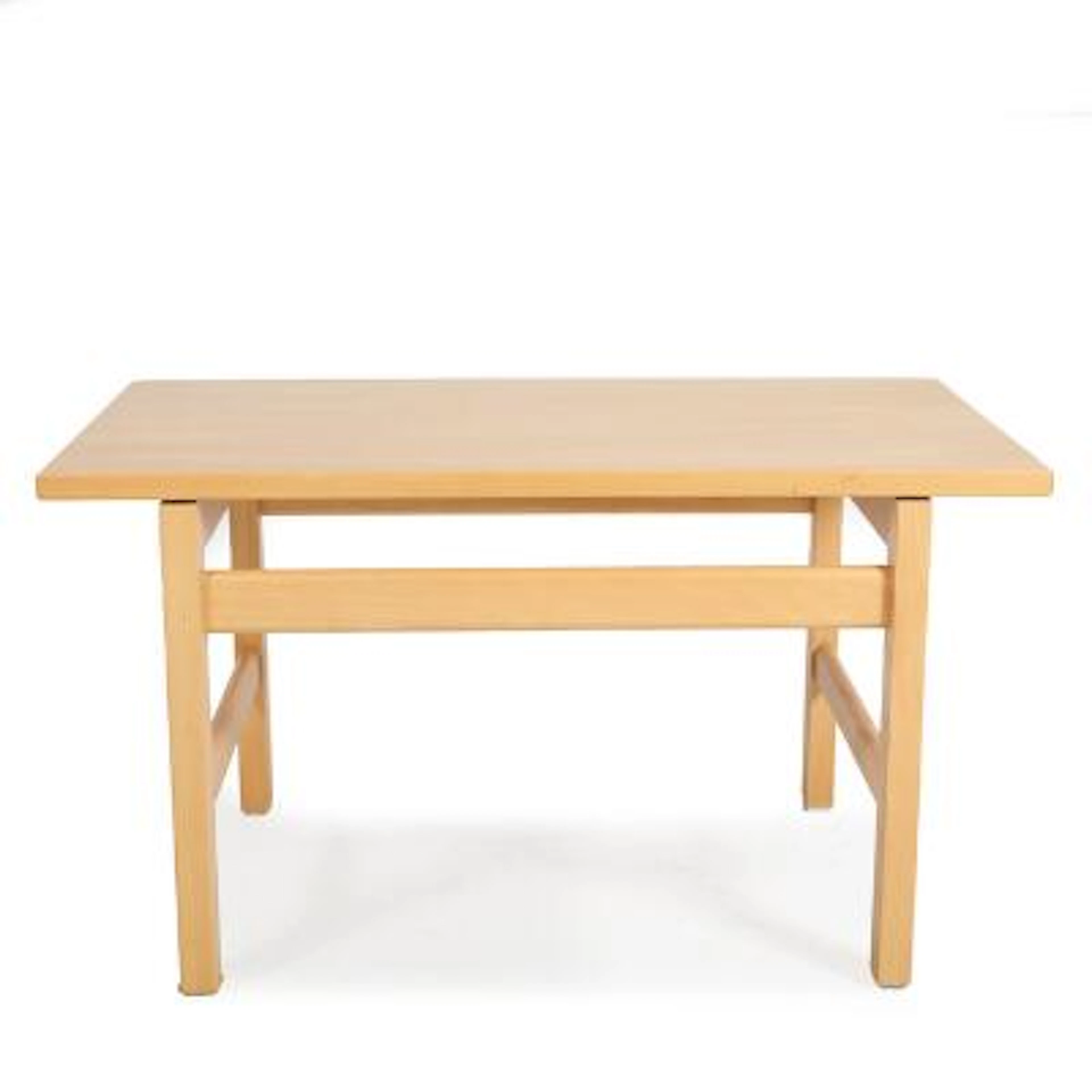 Hans J. Wegner: Solid beech coffee table. Marked and manufactured