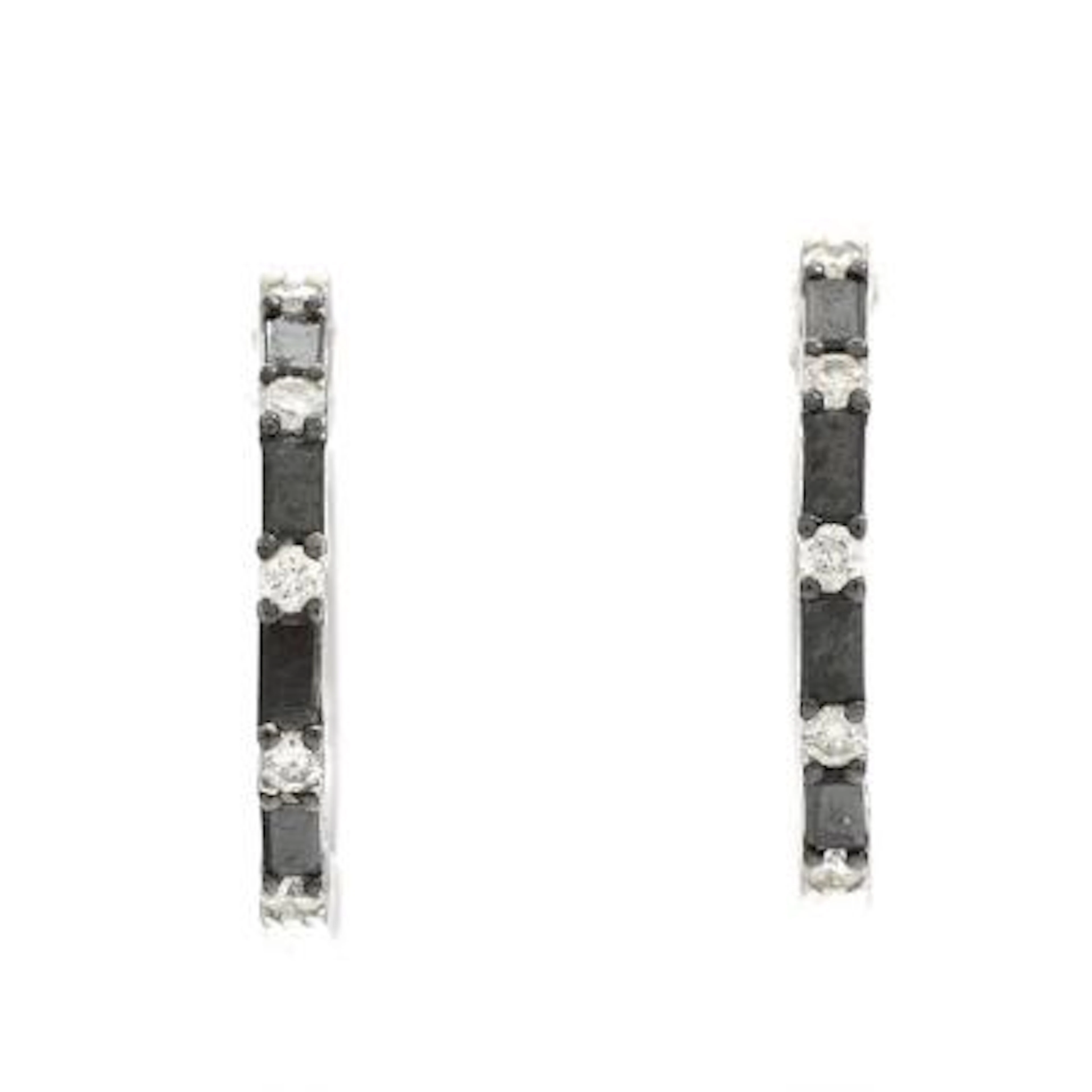 Effy: A pair of diamond earrings each set with diamonds totalling