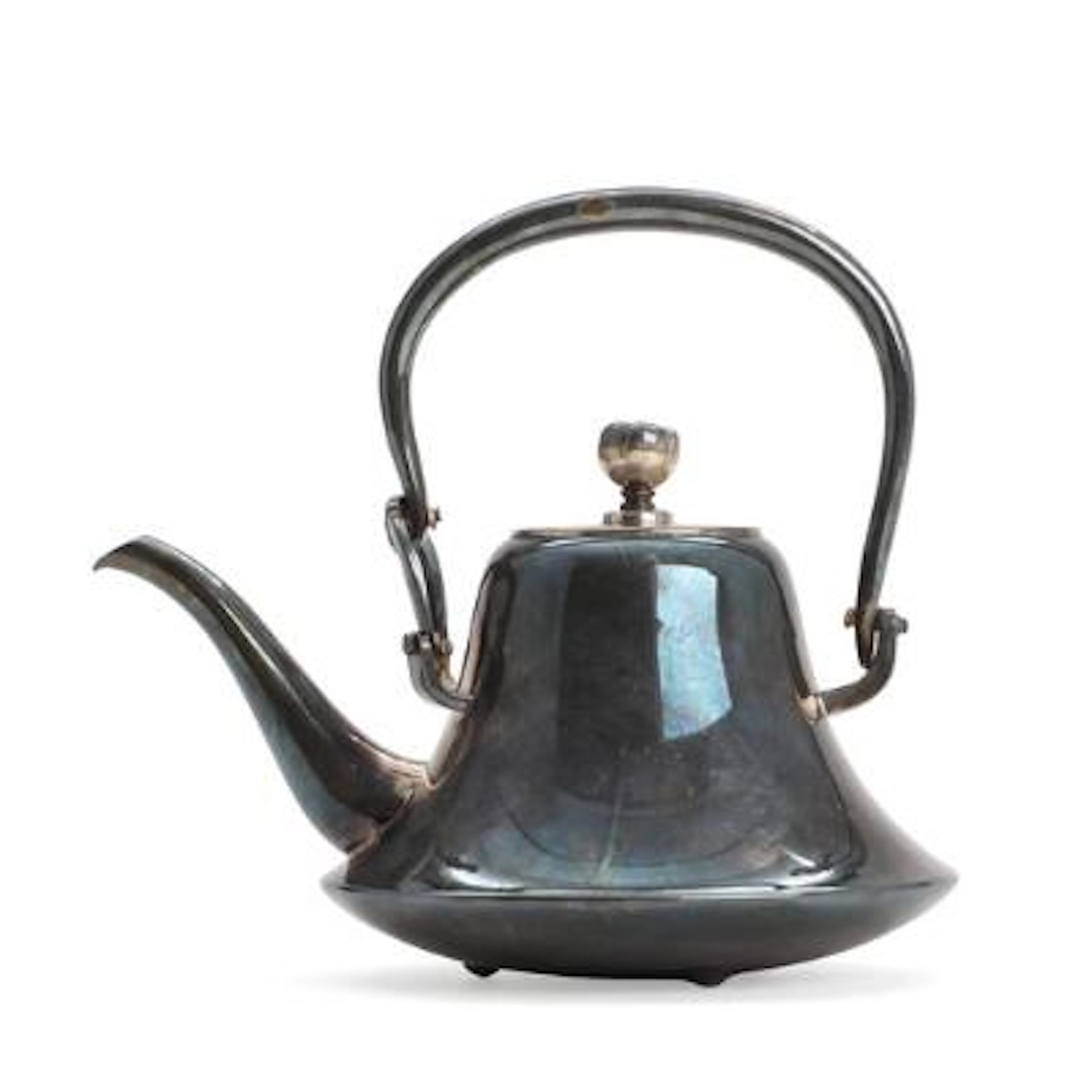 Japanese design: Sake server in patinated silver. Circa 1920. H. including