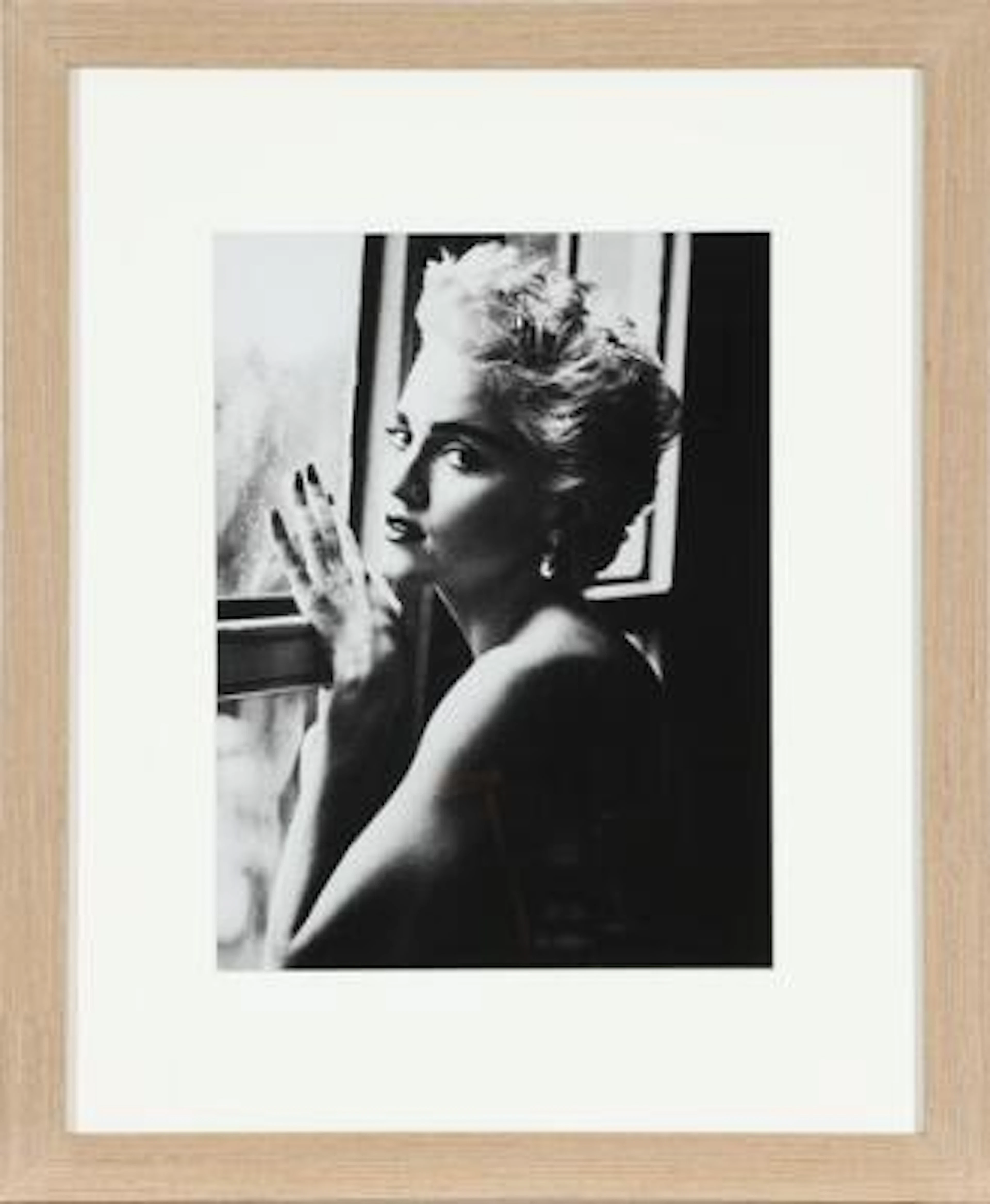 Herbert Ritts: Large black-and-white portrait of the American singer