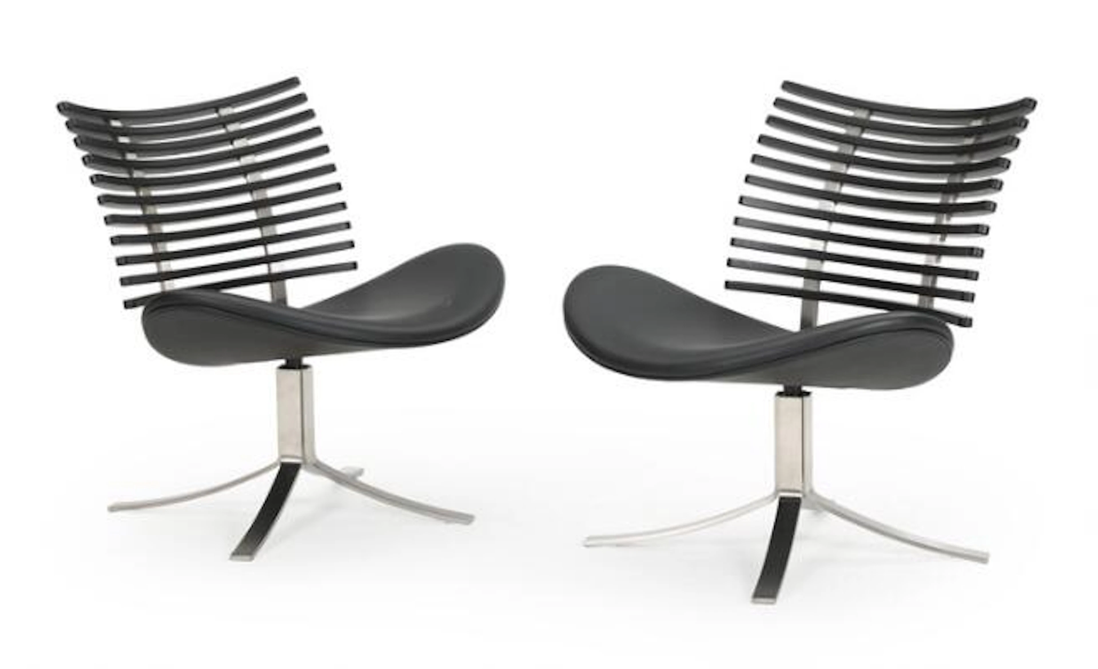 Henrik Lehm: A pair of lounge chairs with stainless steel frame, bentwood