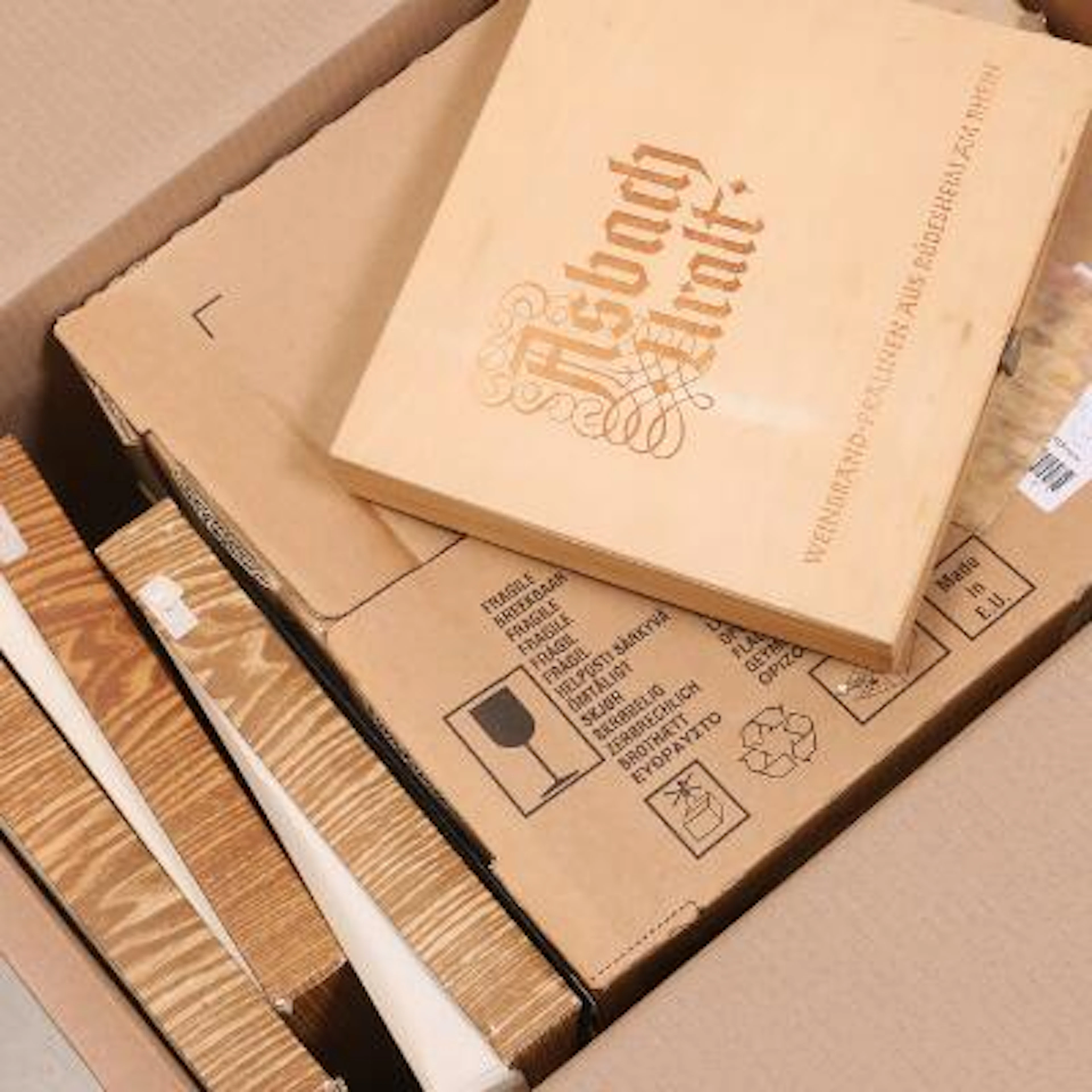 All world. Large box from estate with mixed material incl. some MNH
