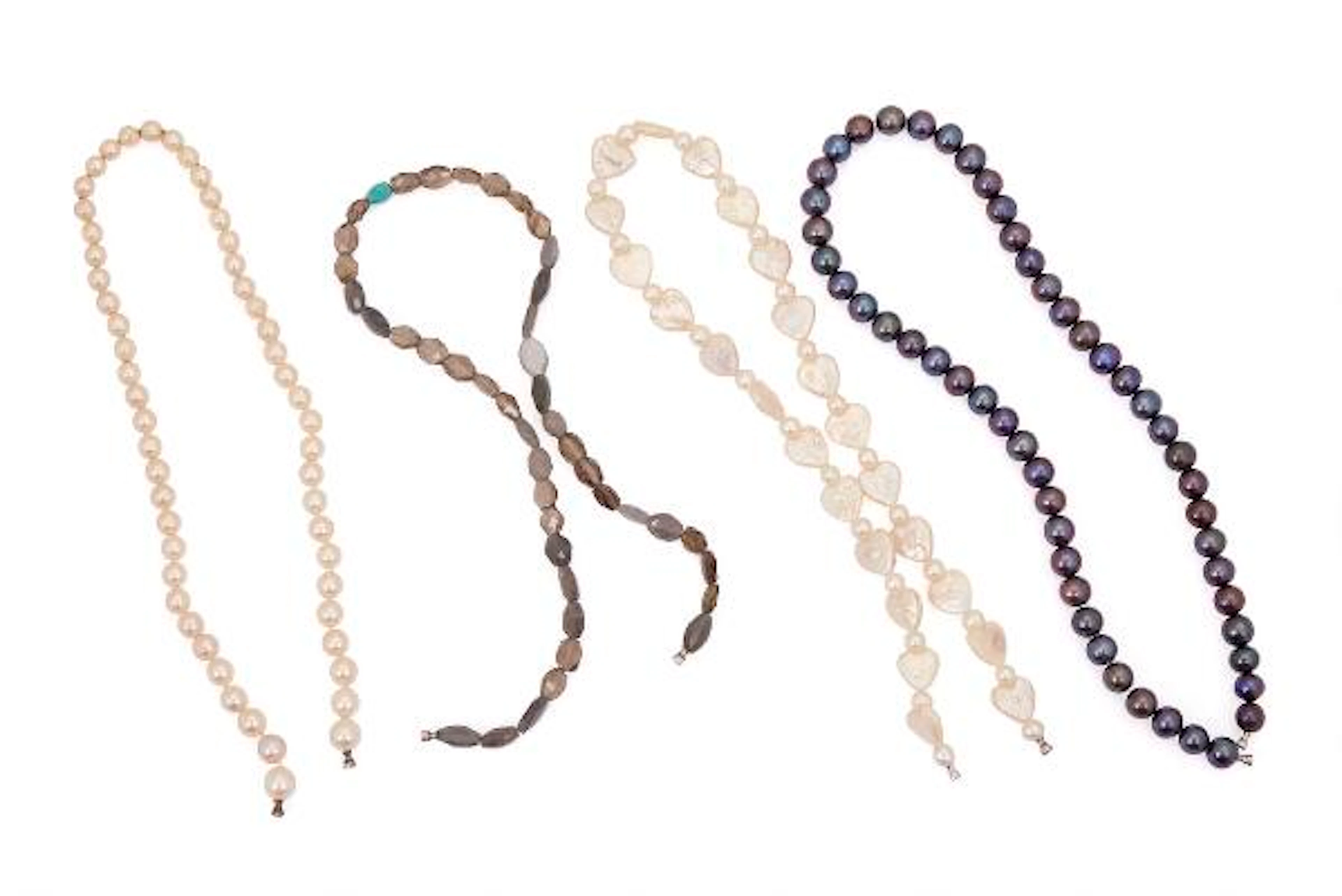 Four necklace set with i.e. cultured freshwater pearls and smoky quartz