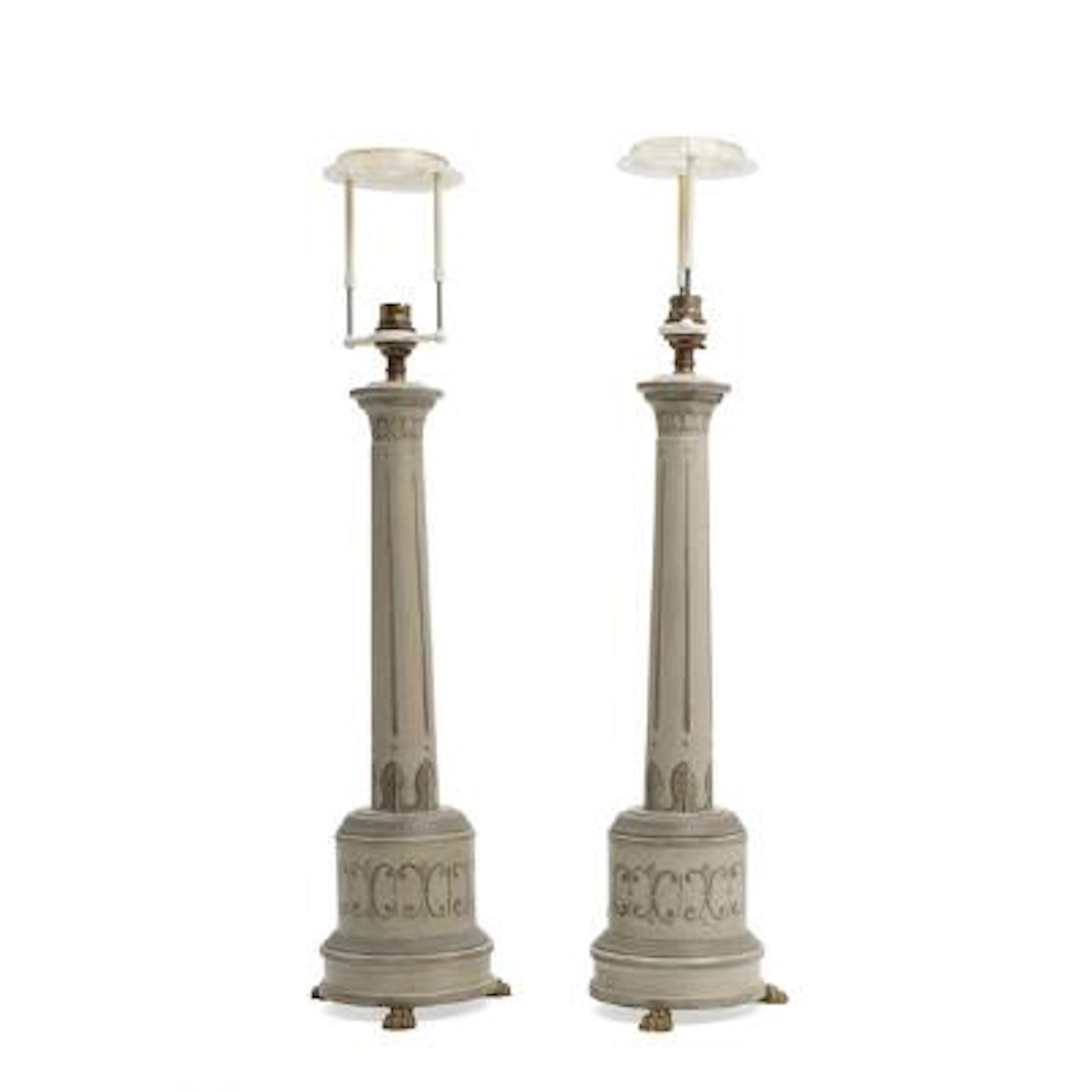 A pair of English table lamps in grey-painted metal. Vaughan. Late