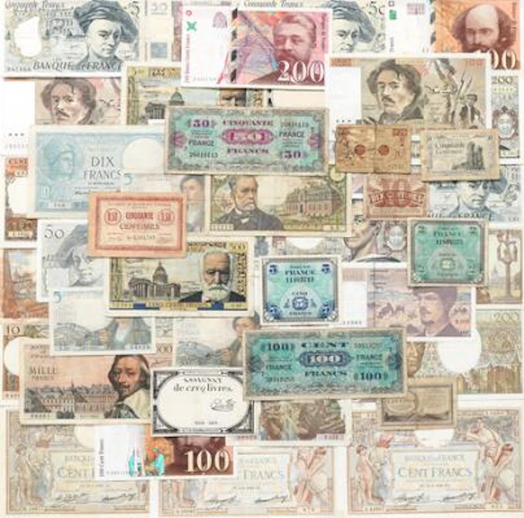France, collection of banknotes from many diffrent series, in total