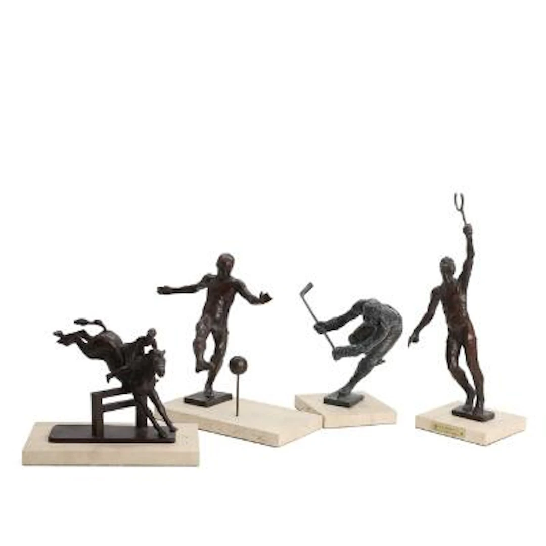 Sterett-Gittings Kelsey: Athletes. Stamped S. G-Kelsey´76 og 77. Manufactured