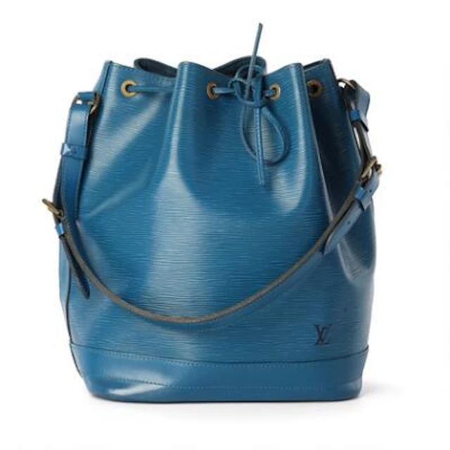Louis Vuitton: A "Noé" bag of flue Epi leather with gold tone hardware