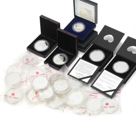 Commemoratives, 10, 200 and 500 kr 1986-2022, in total 17 pcs – Bruun