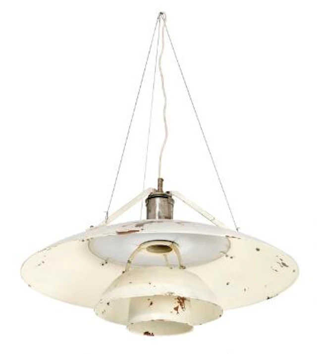 Poul Henningsen: “PH-8/6 The Tennis Lamp”. A rare, large wire mounted