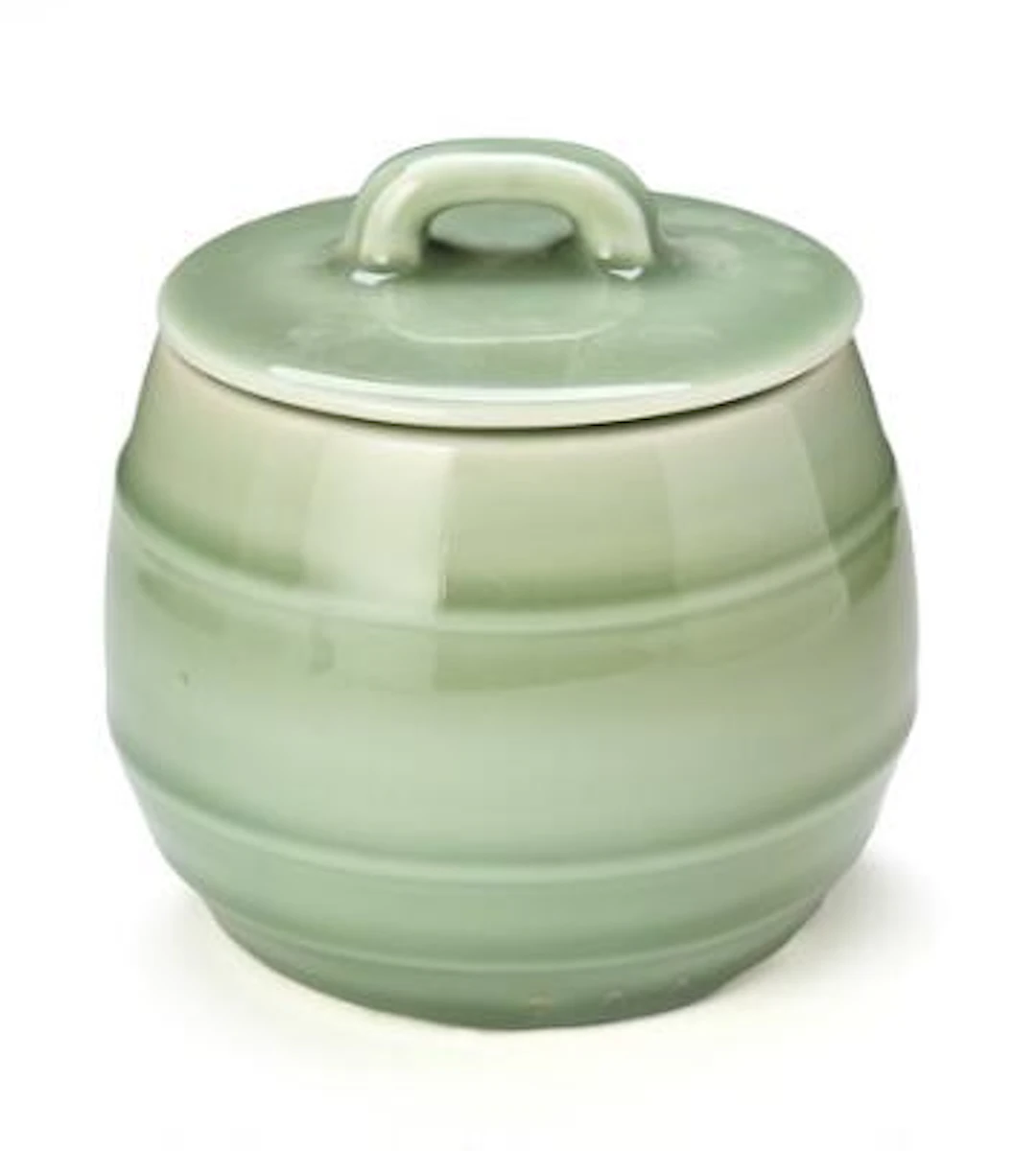 Thorkild Olsen: A stoneware covered jar decorated with celadon glaze.