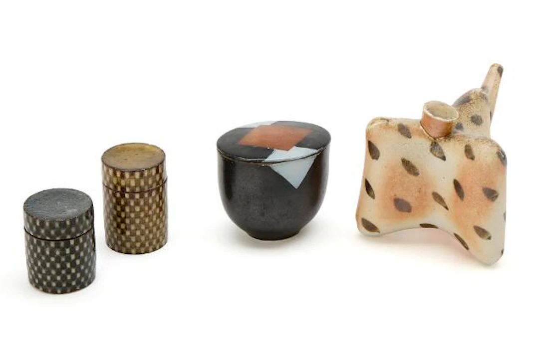 Kirsten Sloth, Bente Hansen, Ann Linnemann: Two cylindrical stoneware