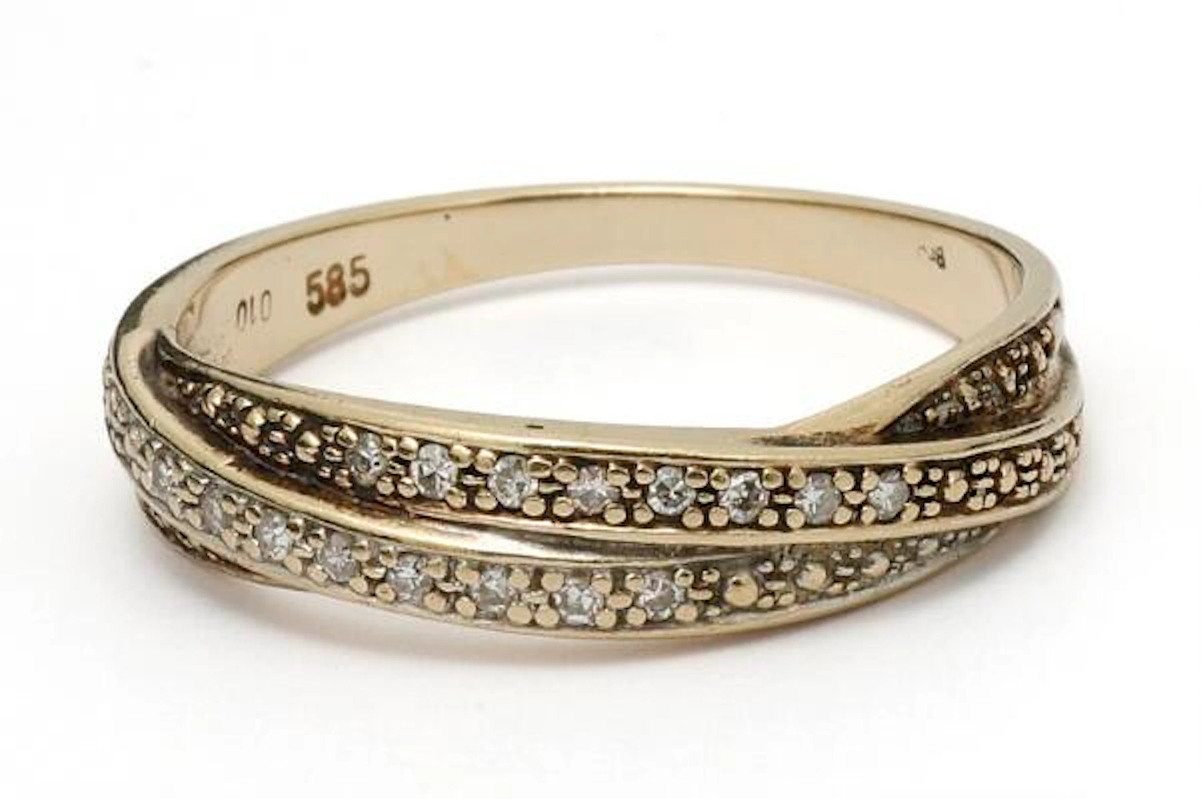 Bræmer-Jensen: A diamond ring set with diamonds weighing a total of
