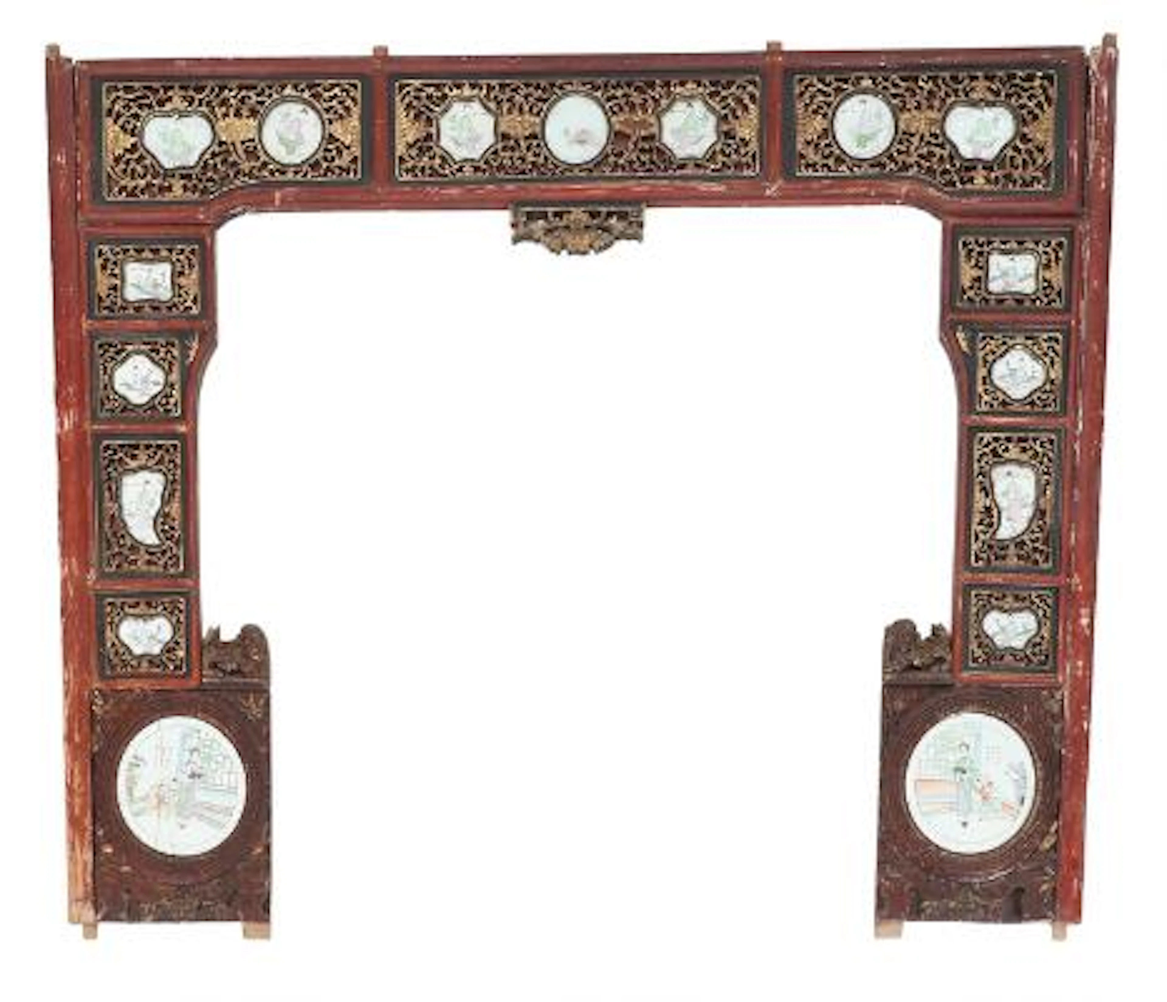 Three Chinese partly gilded woooden panels for an alcove with porcelain