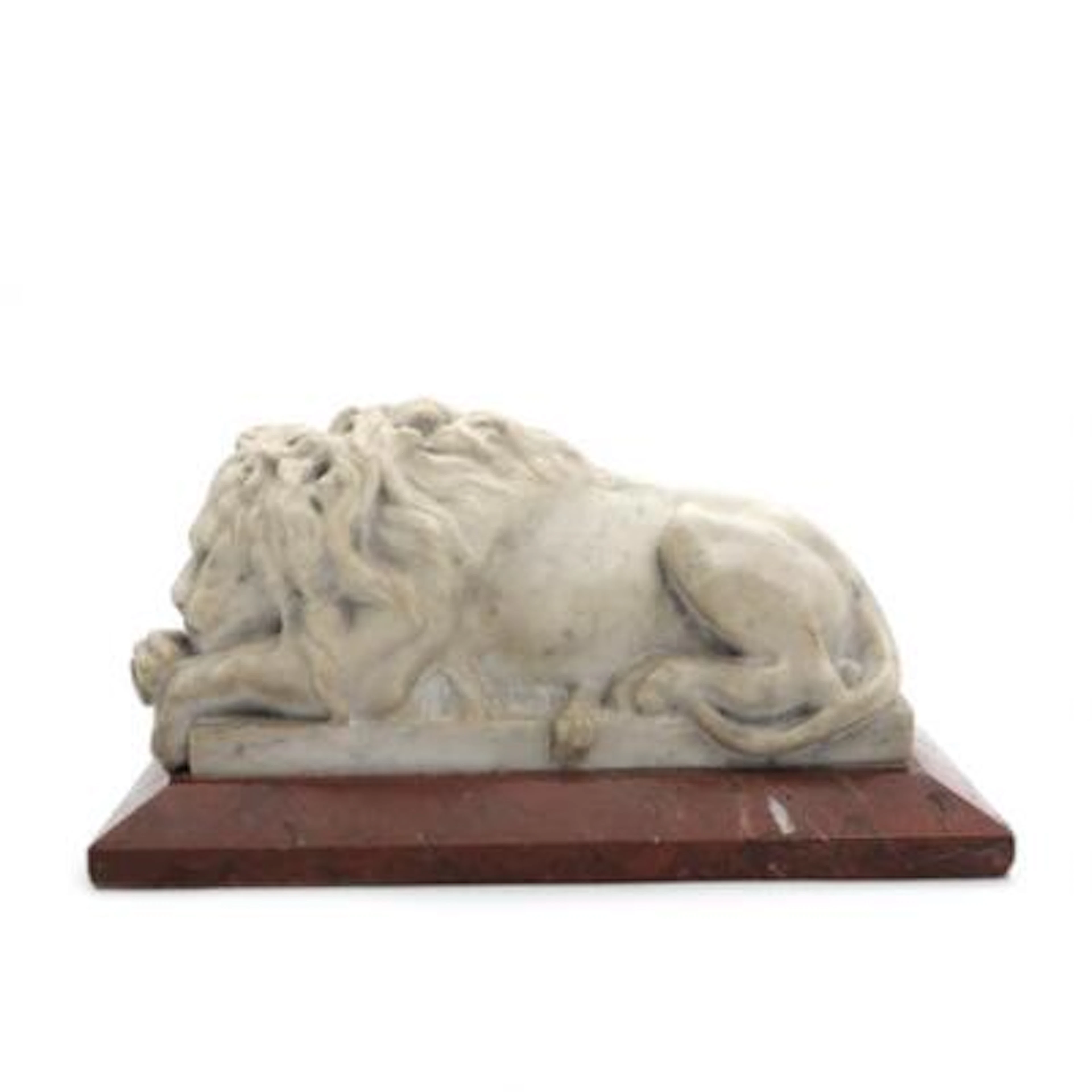 Antonio Canovaafter, 19th century: Reclining lion of carved marble