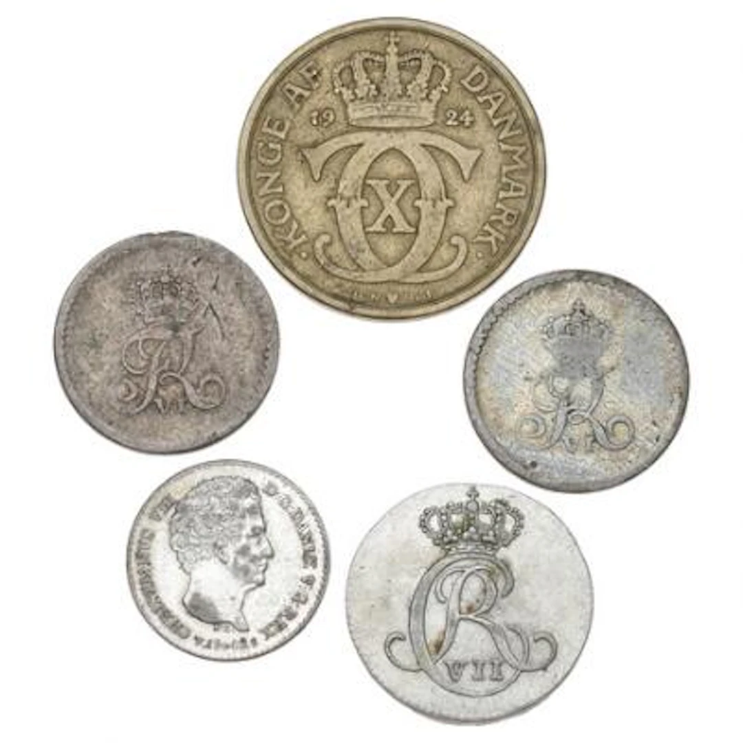 Frederik V–Frederik VII, collection of skillings coins, as well as