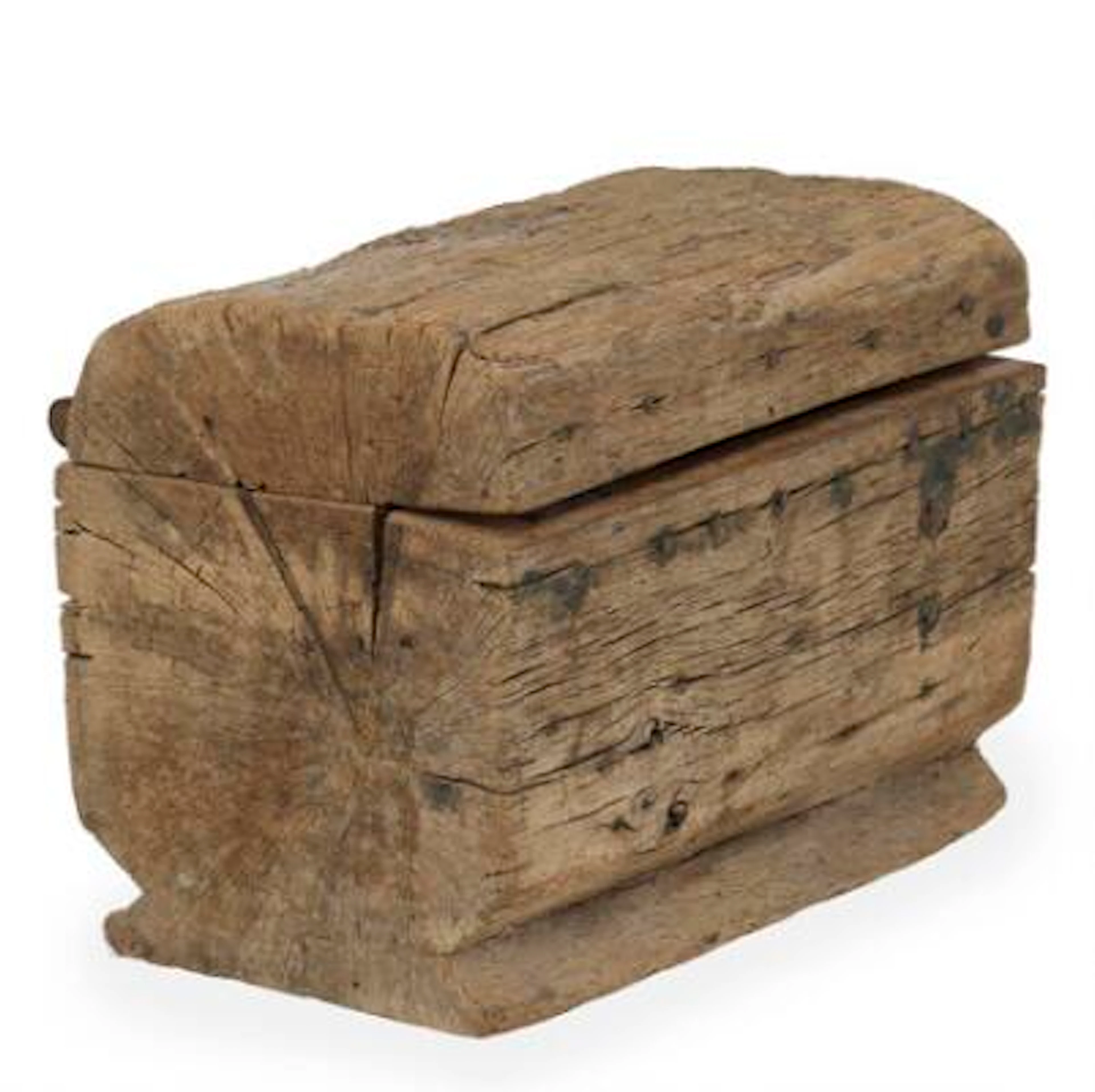 Jacob Hermann: Chest of patinated wood with iron fittings. H. 35 cm.