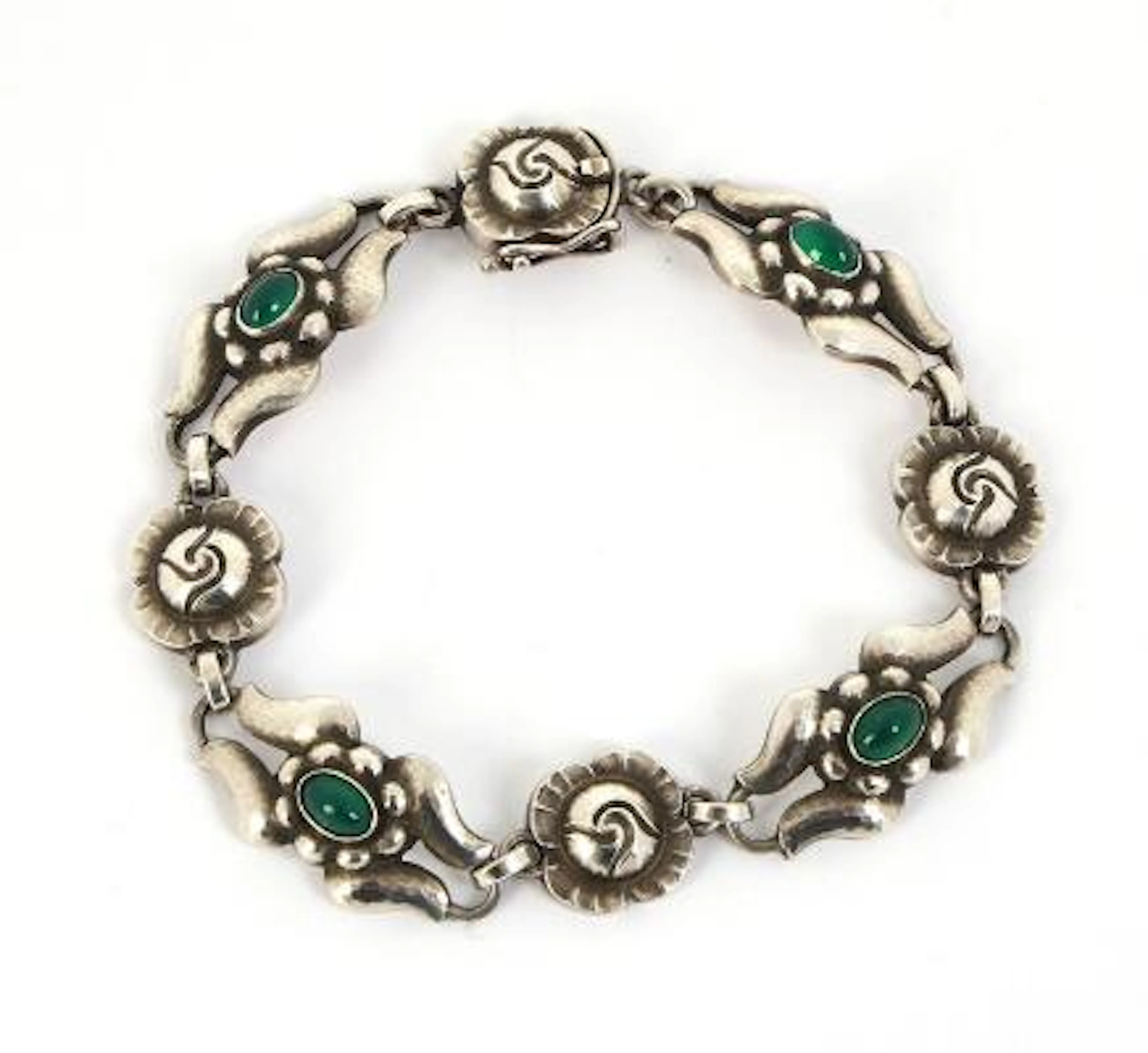 Georg Jensen: A chalcedony bracelet set with cabochon chalcedony