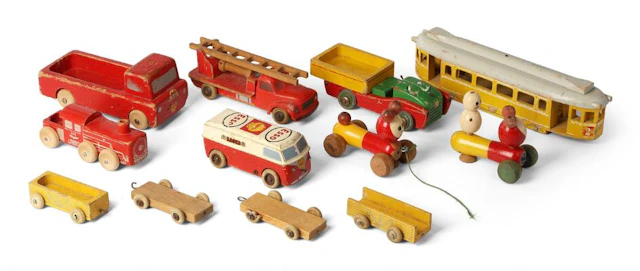 BILOfix a.o: A collection of painted wooden toys comprising a Hanse