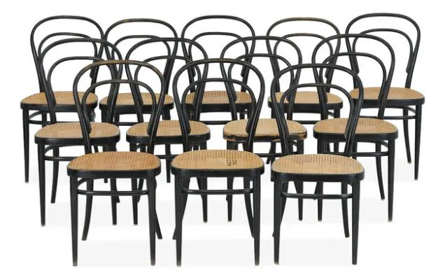 Michael Thonet: Set of 12 chairs of bentwood black-lacquered beech.